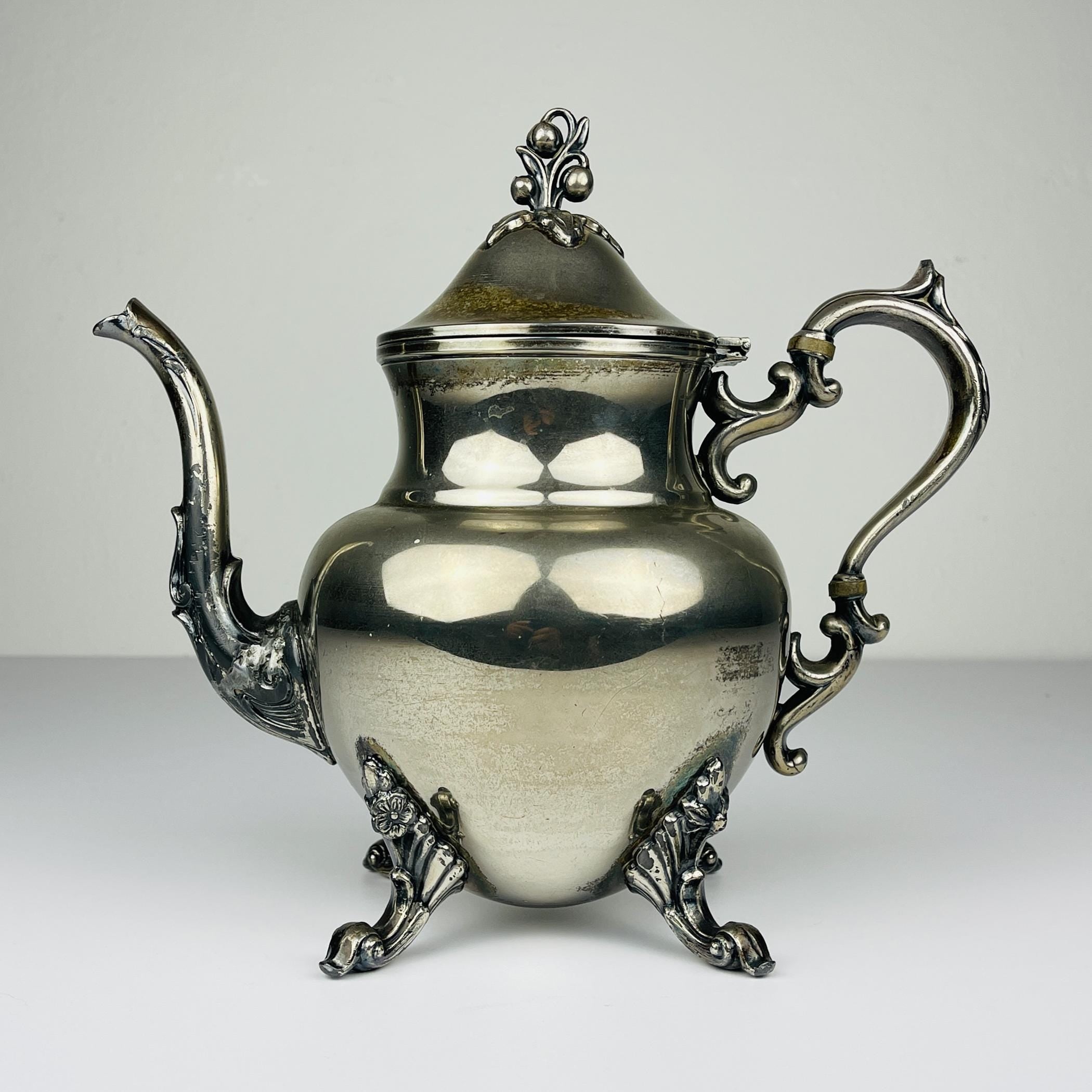 Antique silver on copper teapot by Theodore B. Starr, USA, end of the 19th century