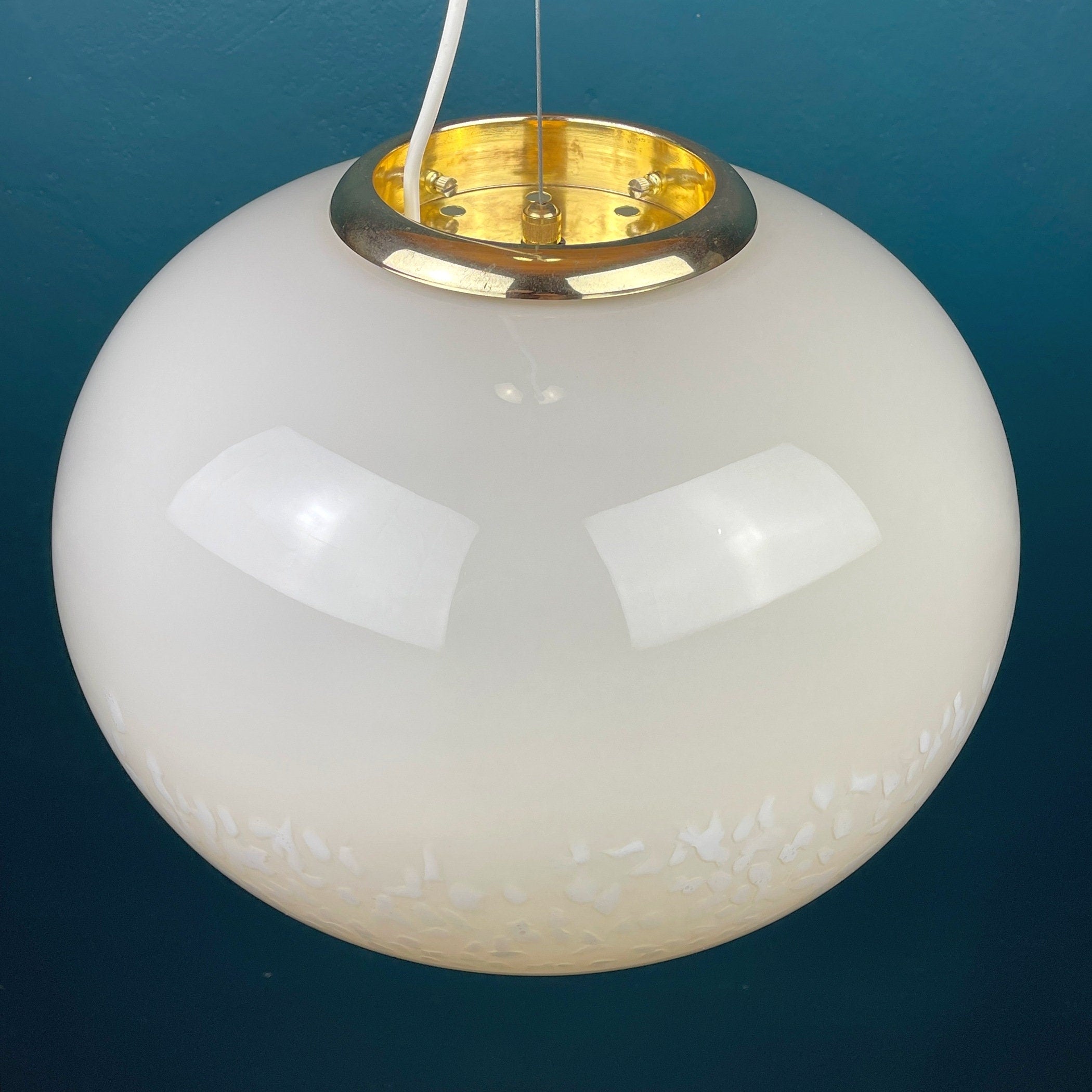 Classic beige murano pendant lamp Vetri Murano Italy 1970s Italian mid-century modern lighting