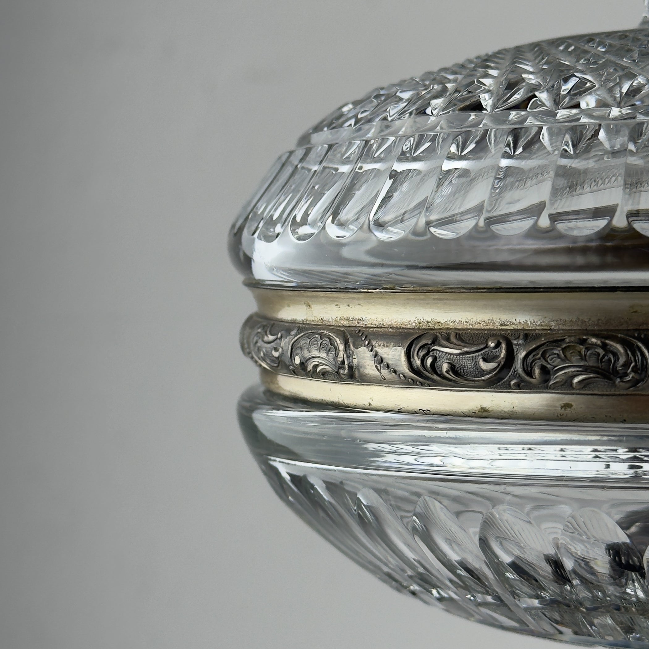 Antique glass bowl with bronze base, Italy 1920s