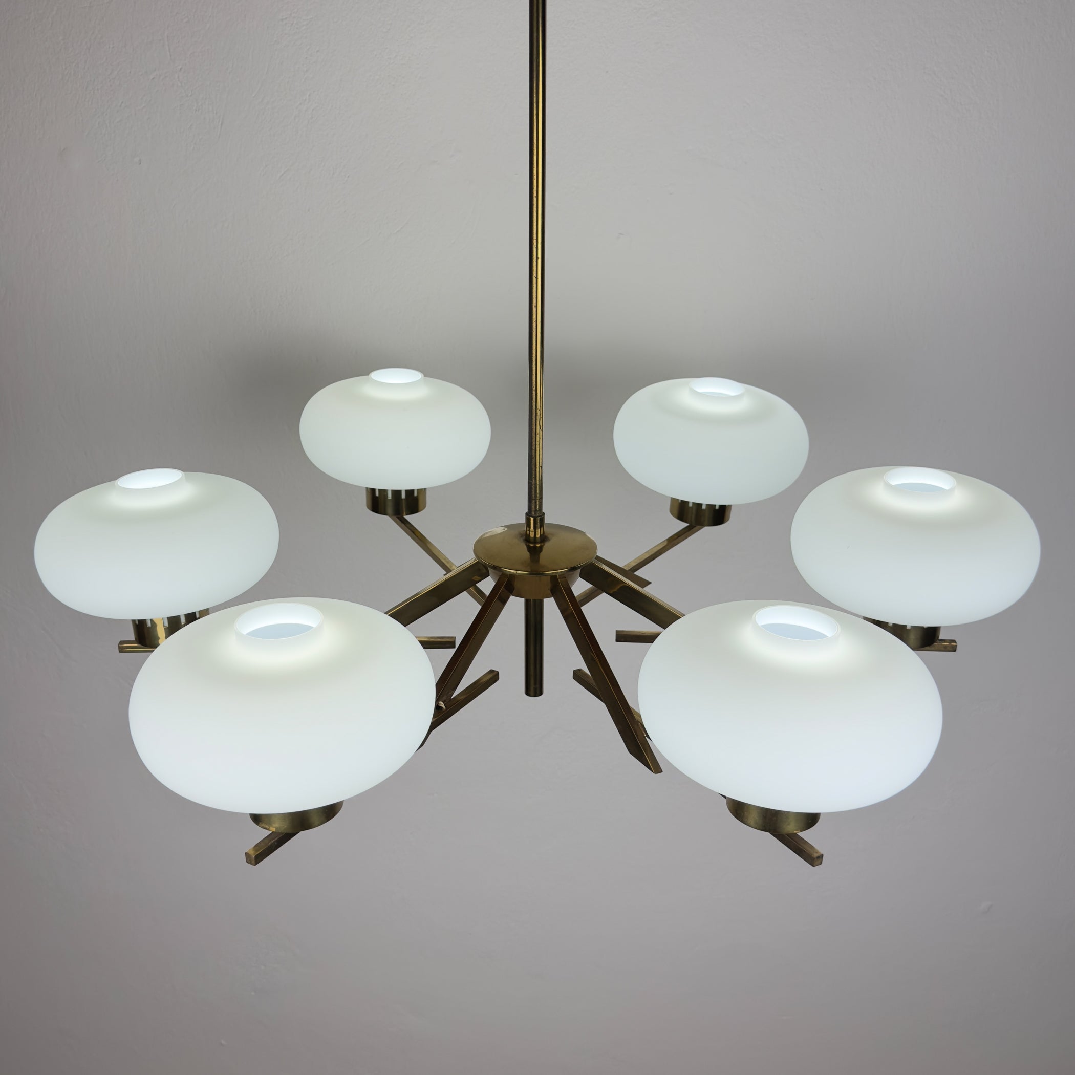 Mid-Century Stilnovo Chandelier with Brass and Opaline Glass, Italy 1970s