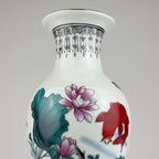 Vintage Chinese Export Porcelain Vase, Chine, 20th century
