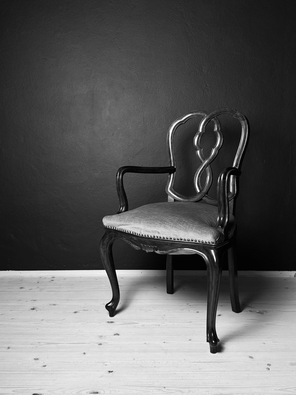 Vintage dining chair with arms, Italy 1950s