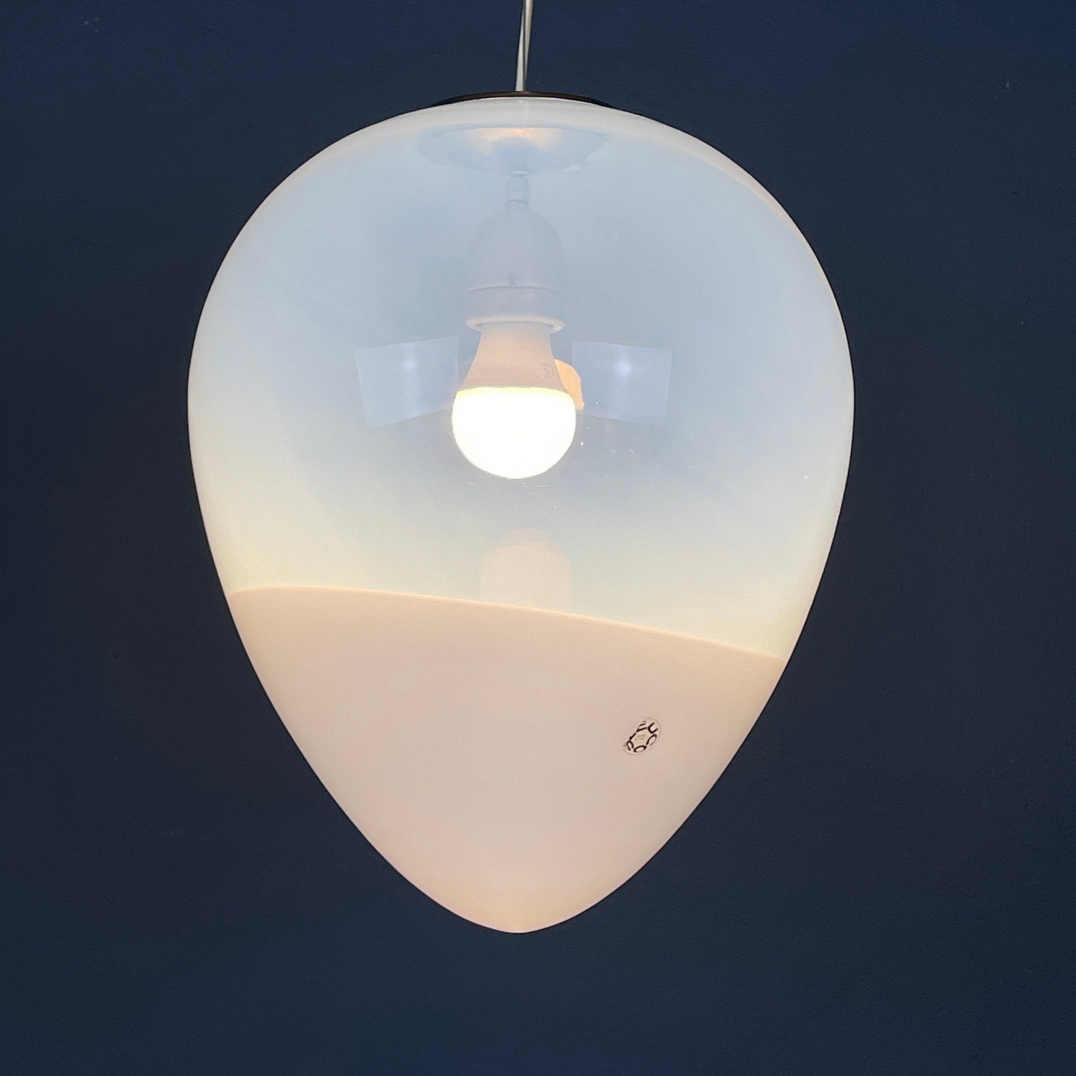 Murano pendant lamp Egg by Leucos, Italy 1960s Mid-century italian modern lighting