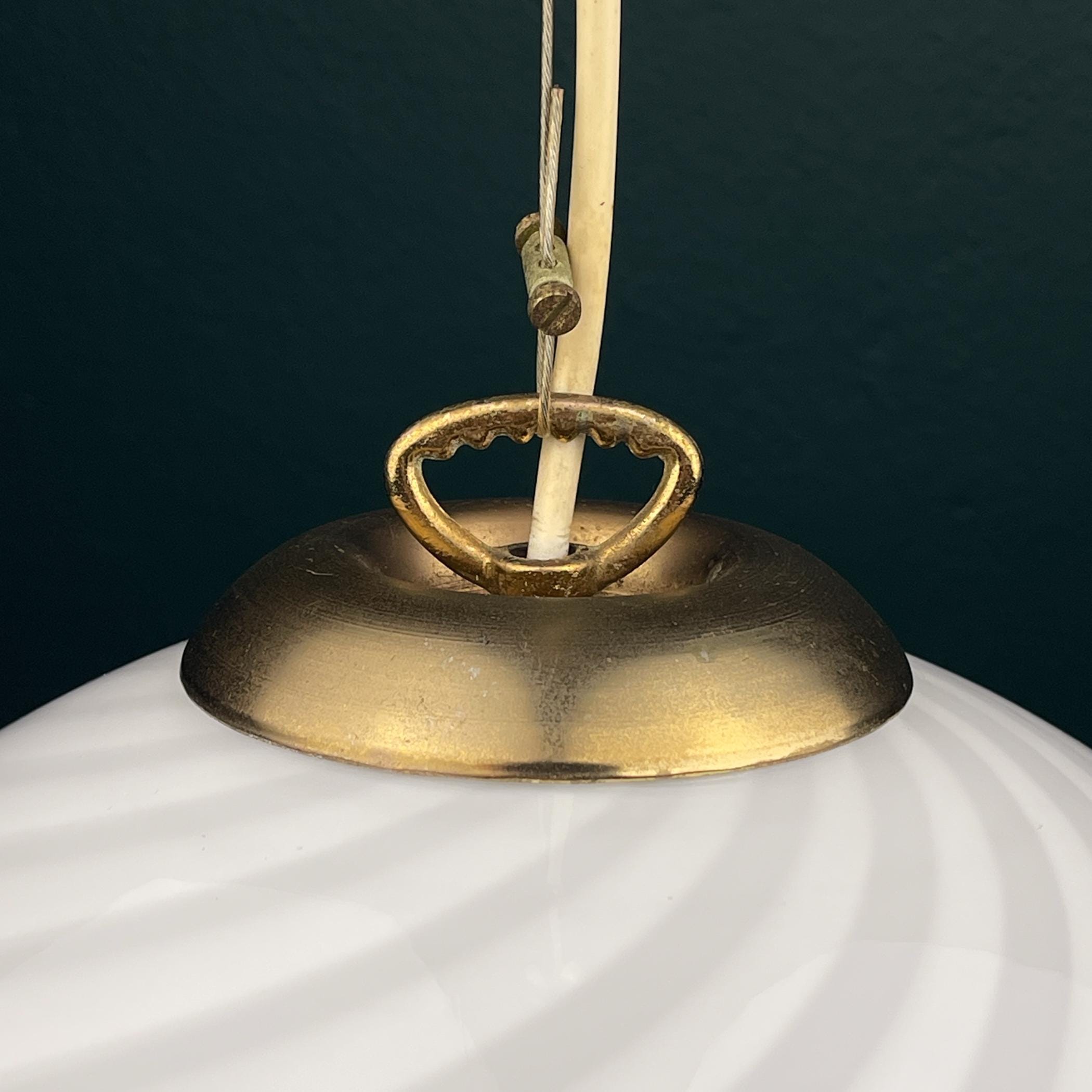 Vintage swirl white Murano glass pendant lamp, Italy 1970s
