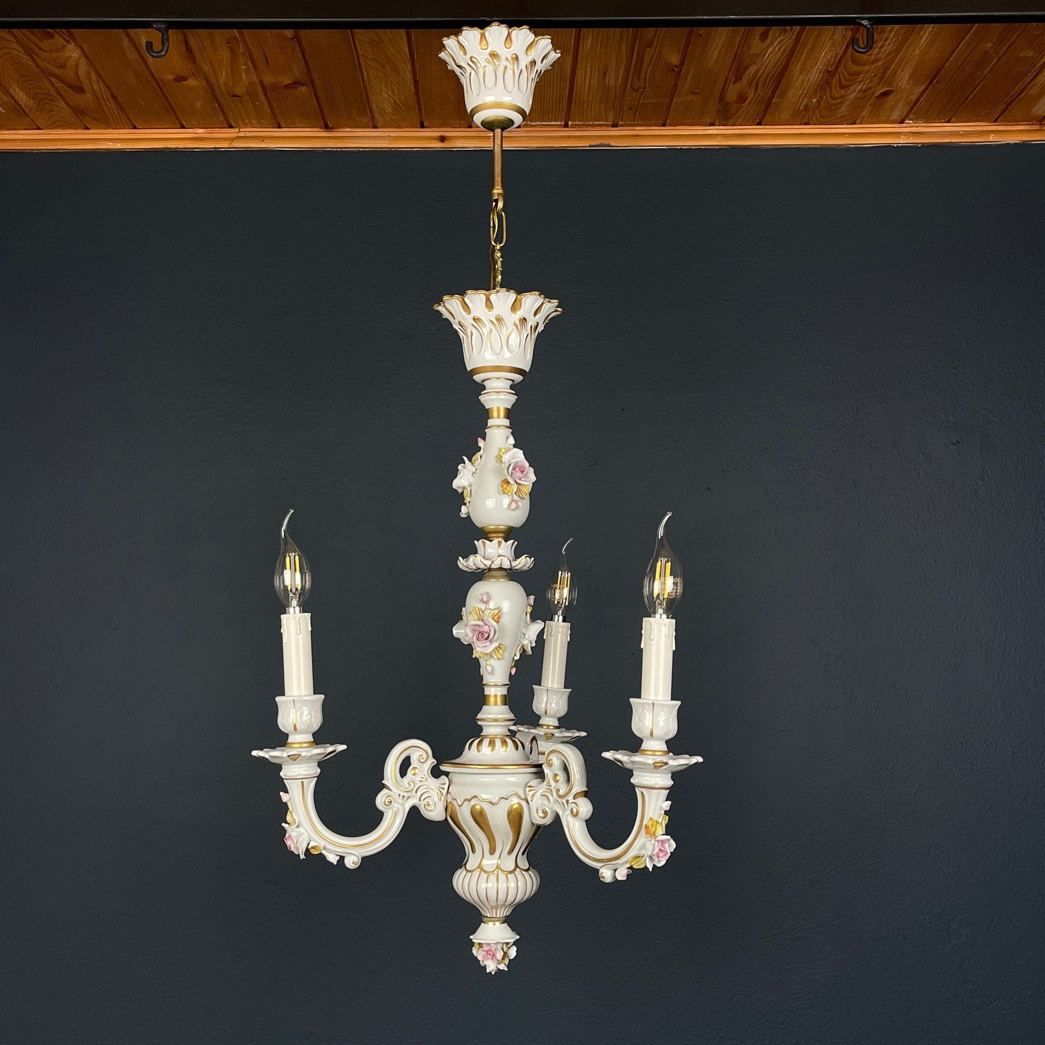 Vintage Capodimonte porcelain chandelier Italy 1940s  3 arm Baroque, Shabby chic design