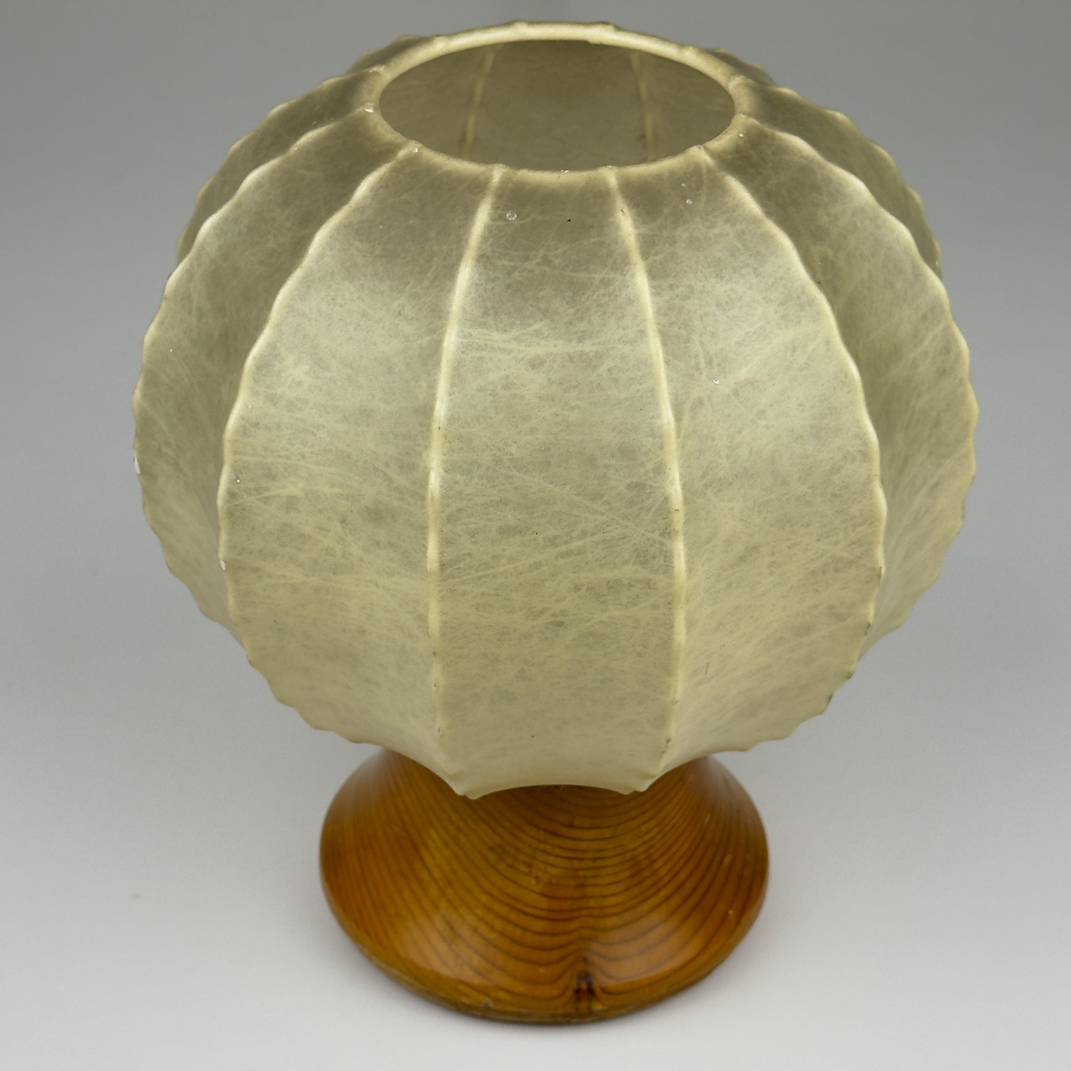 Mid-century table lamp Cocoon, Italy 1960s
