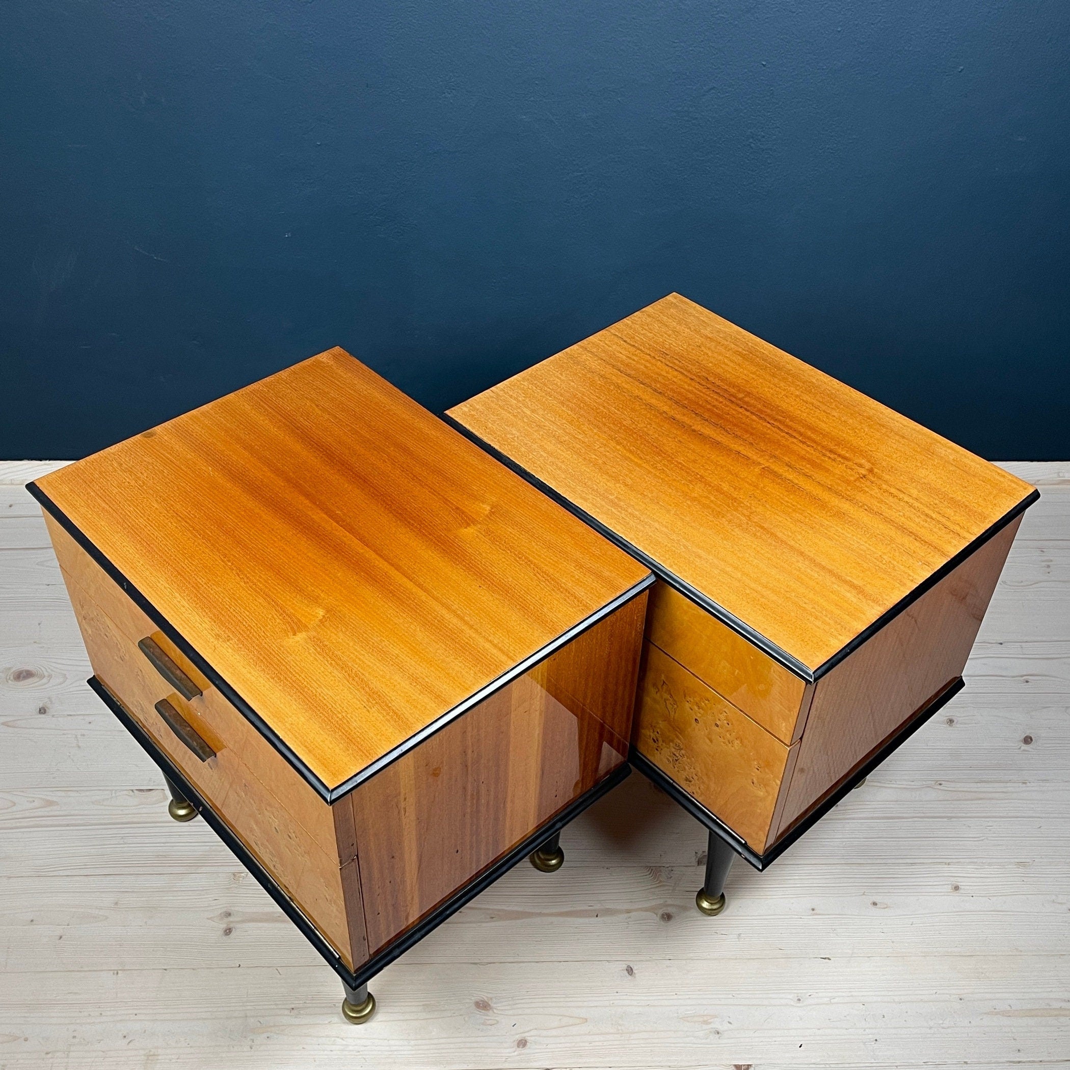Vintage Birdseye Maple Nightstands: Mid-Century Modern Bedside Tables