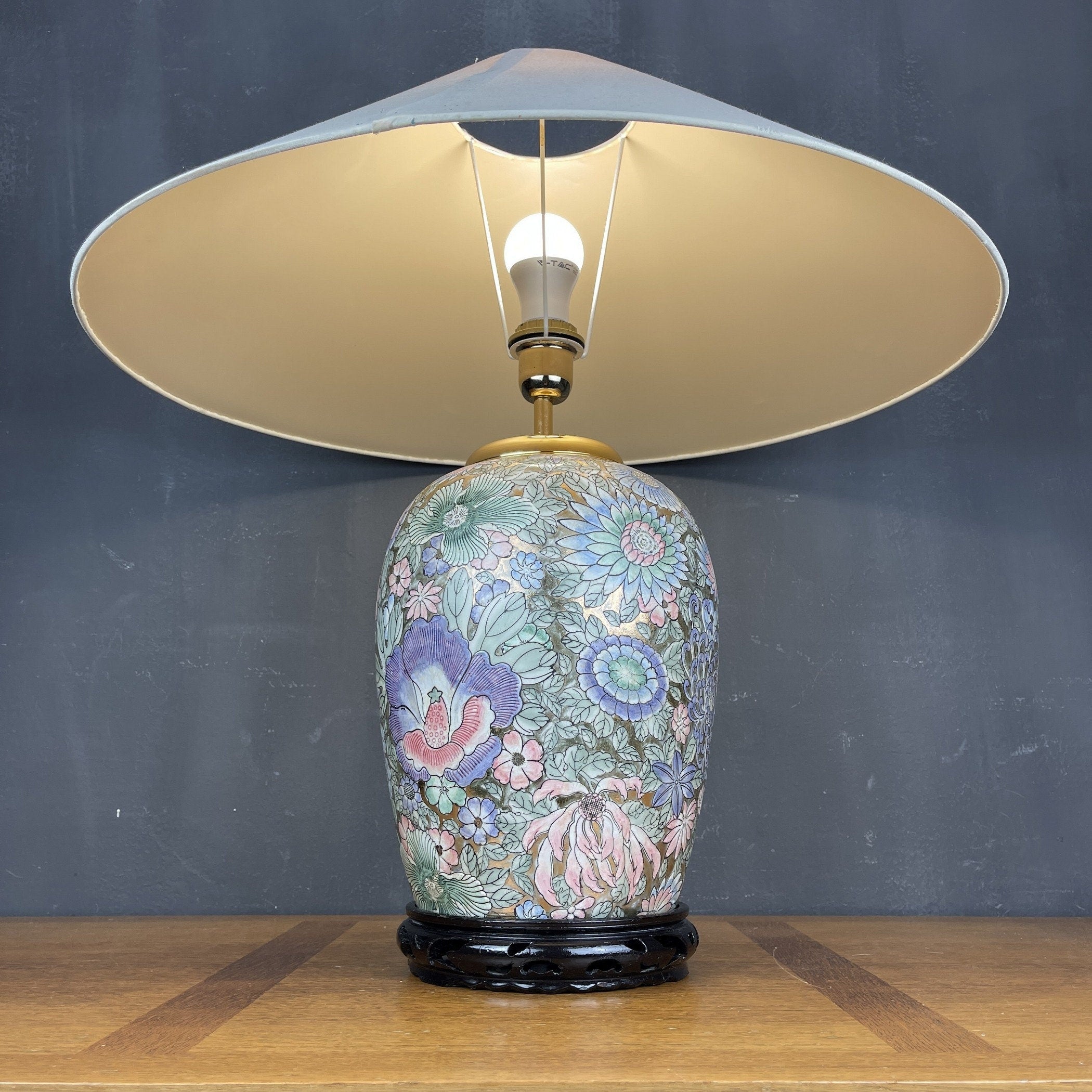 Vintage ceramic table lamp Flower Italy 1970s