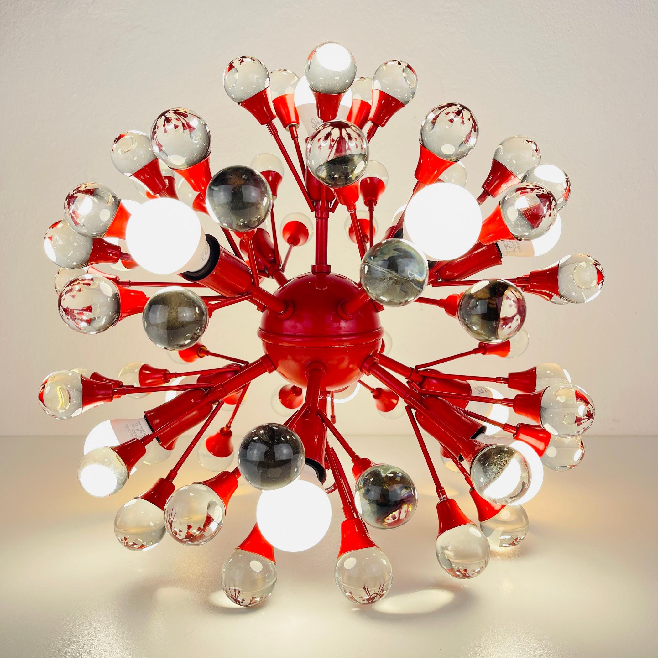 Mid-century red Murano pendant lamp Sputnik, Italy 1970s, Vintage lighting Space age