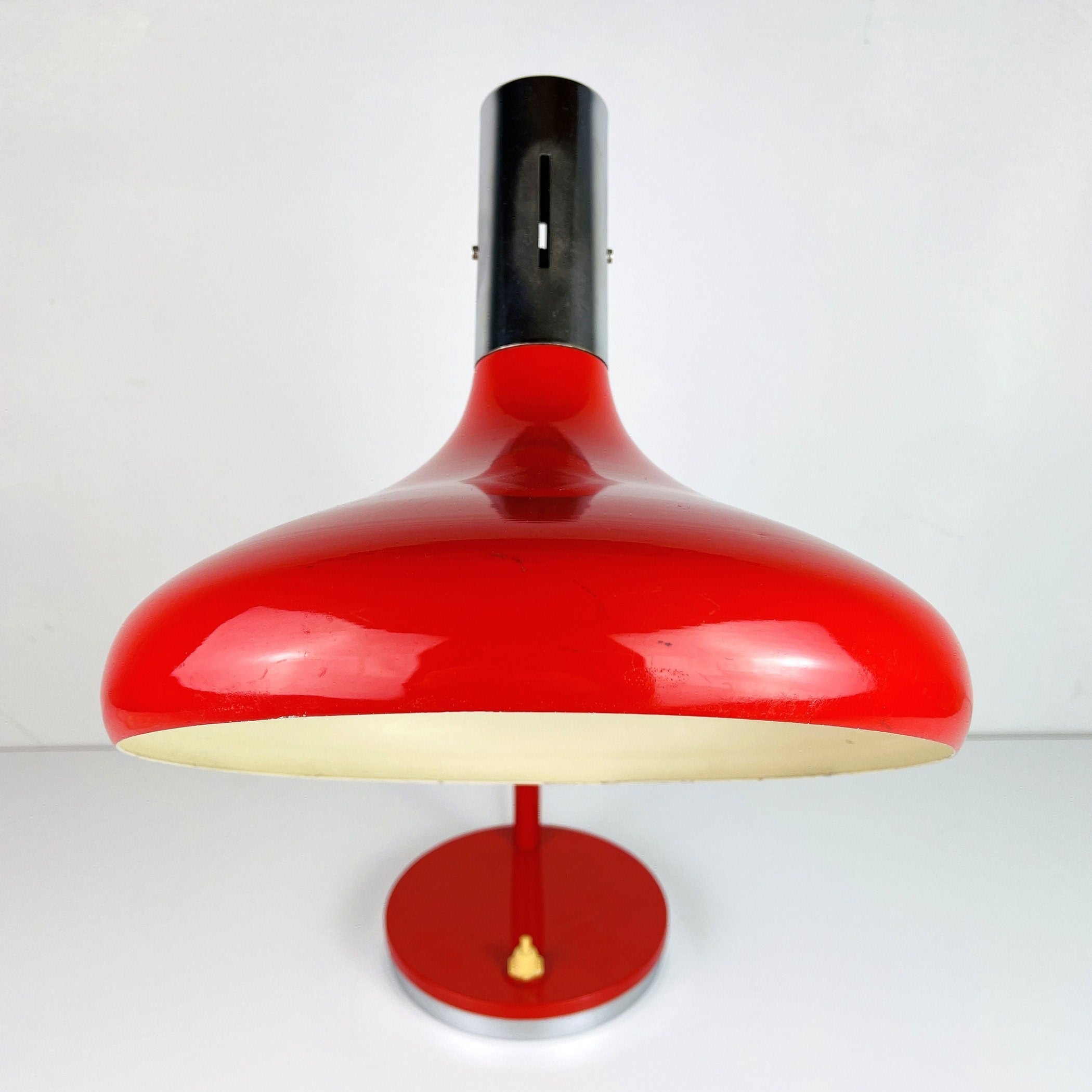 Mid-century red desk lamp Italy 1960s Vintage gooseneck lamp