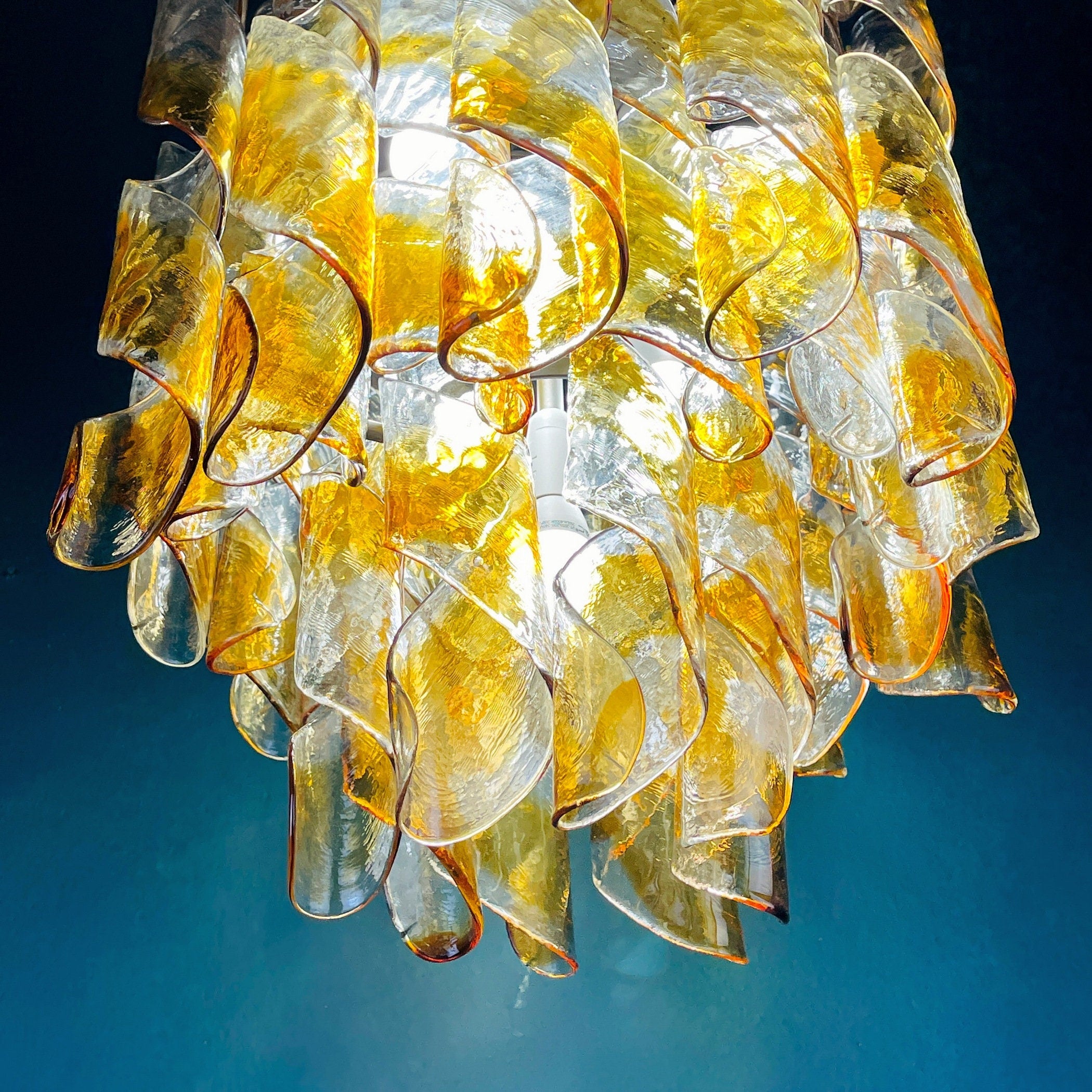 AV Mazzega 'Torciglioni' Vintage Murano Glass Chandelier - 1970s Mid-century Italian Lighting Masterpiece