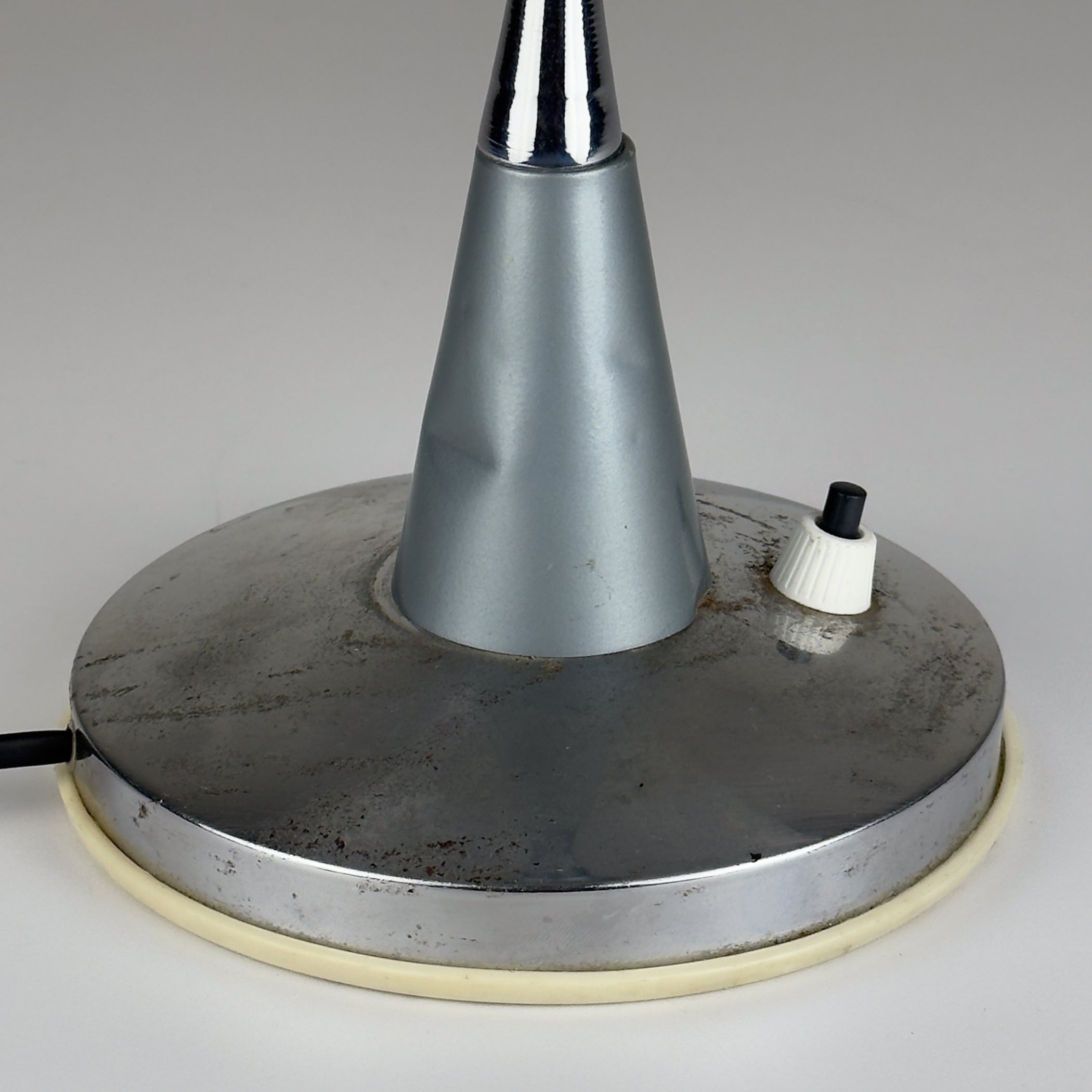 Grey industrial metal desk lamp Italy, 1960s