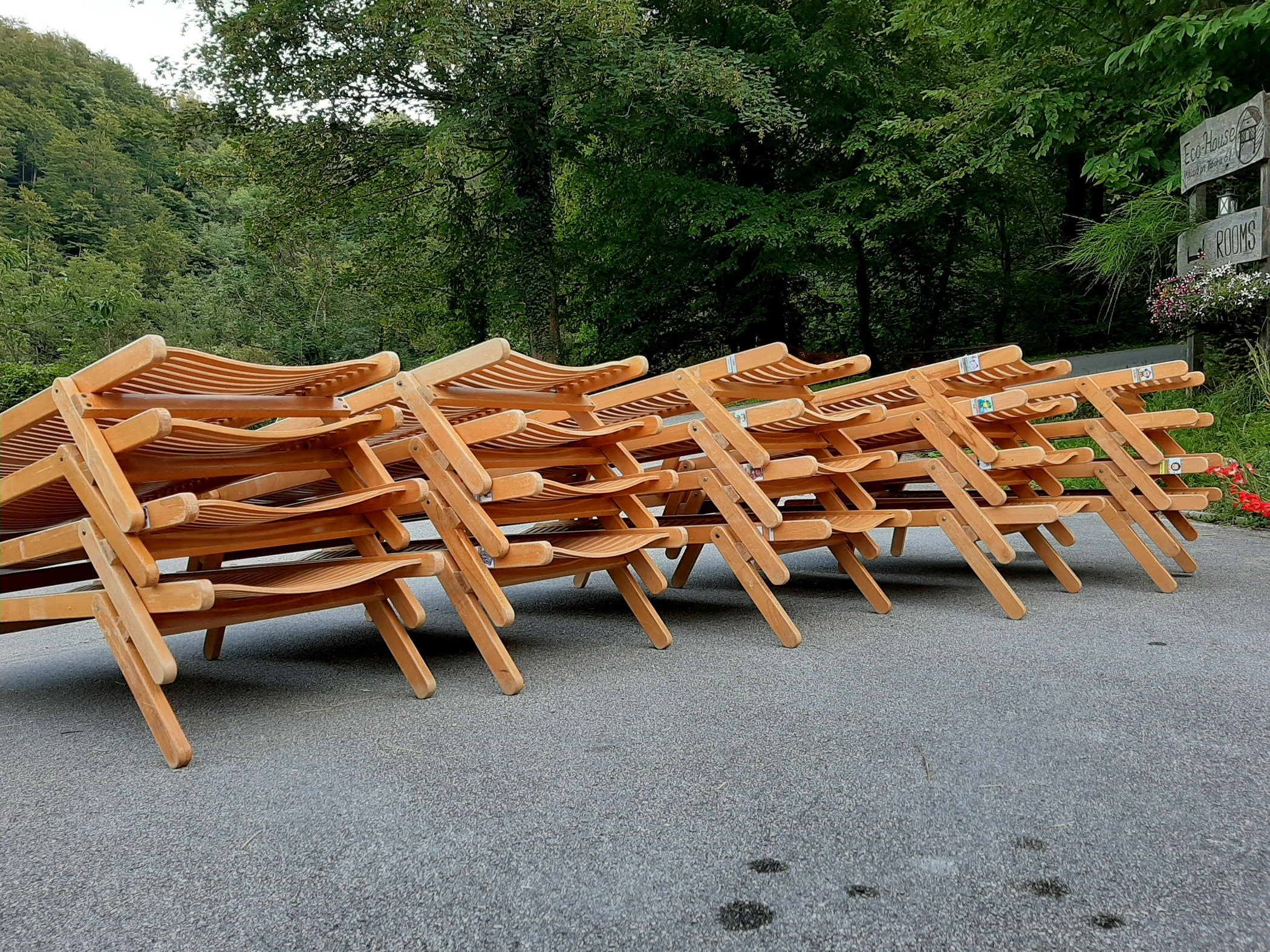 Vintage Rex Kralj Wood Daybed: Scandinavian Style Kids Bed