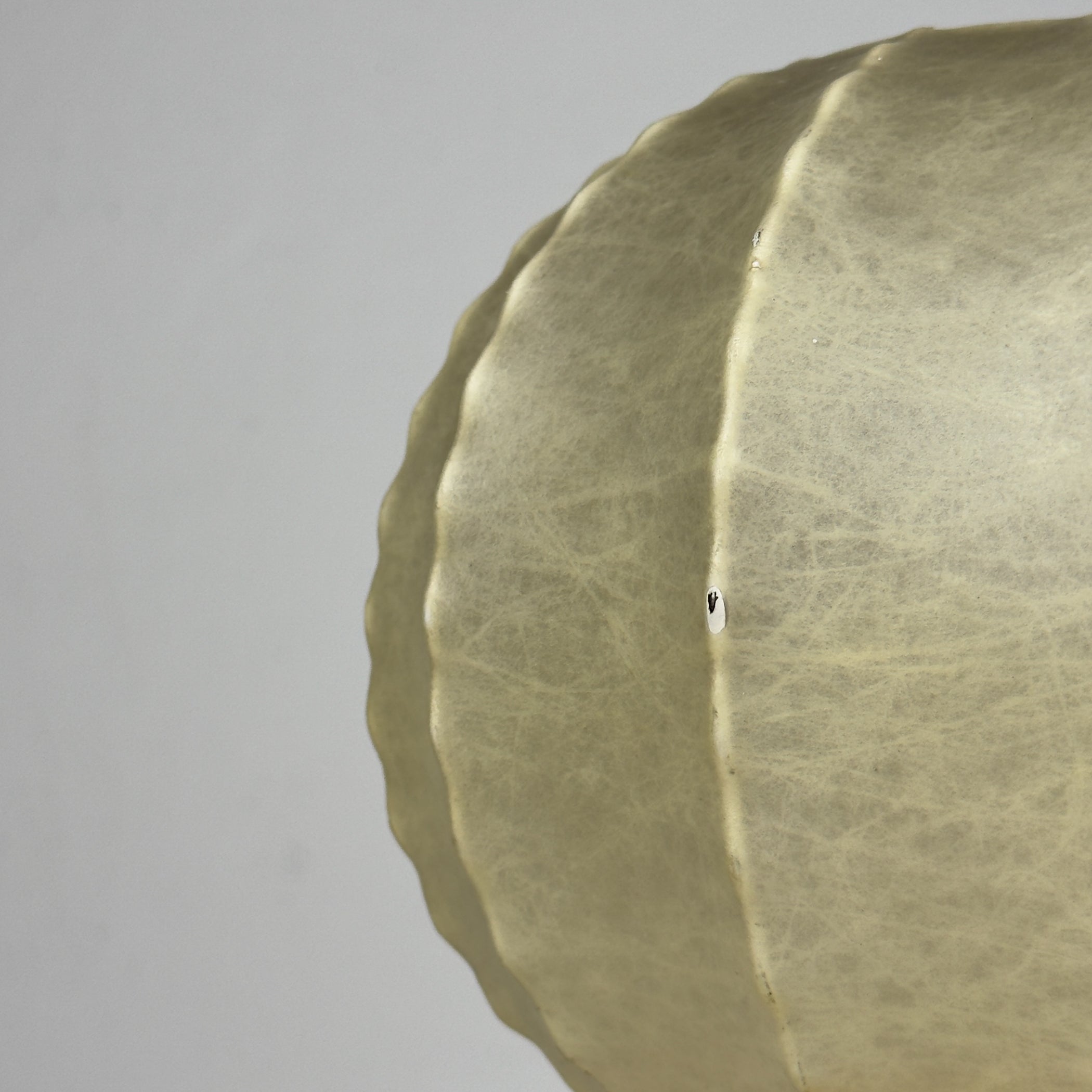 Mid-century table lamp Cocoon, Italy 1960s