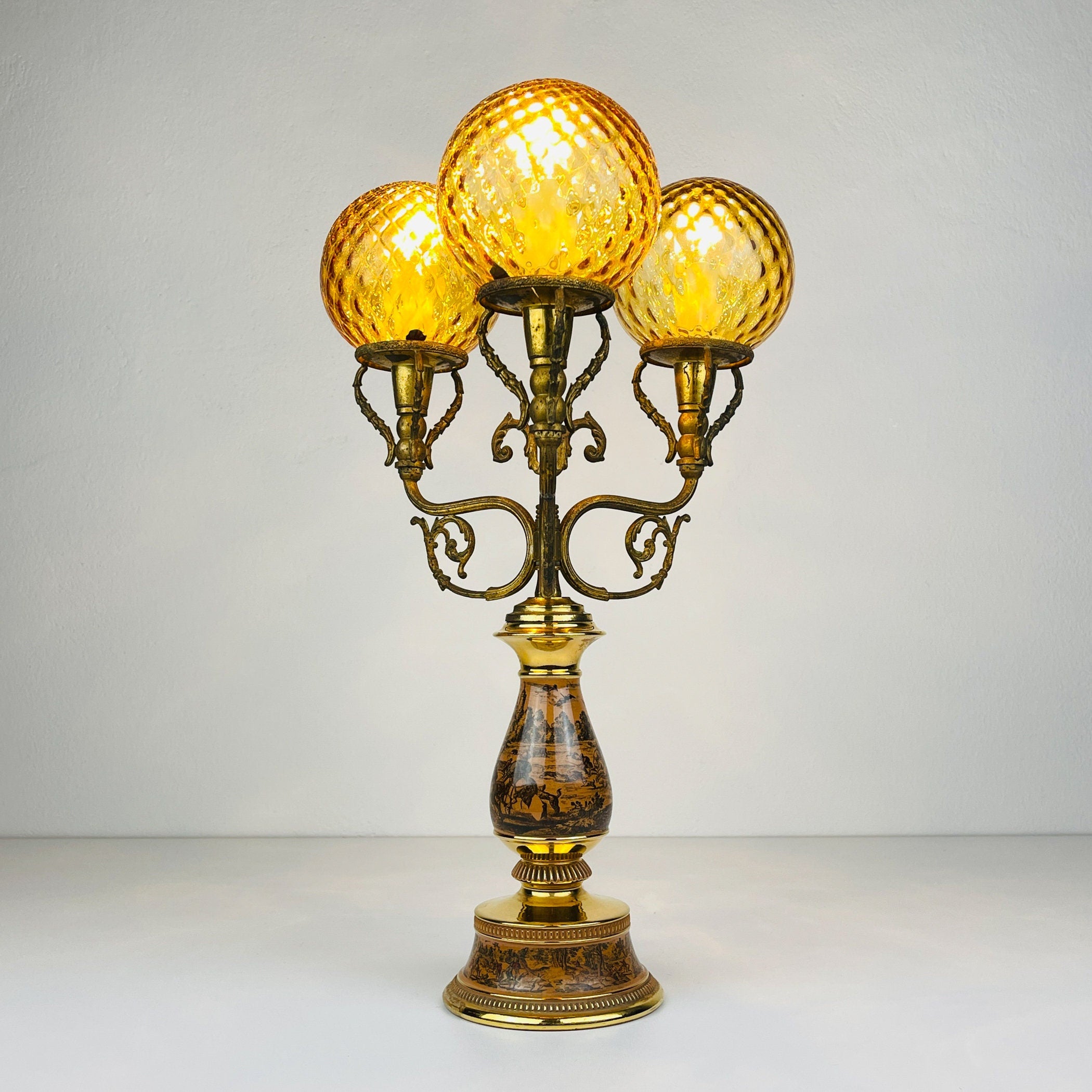 Antique 3 arm table lamp Hunting by C. Florentine, Italy 1950s, Vintage home decor