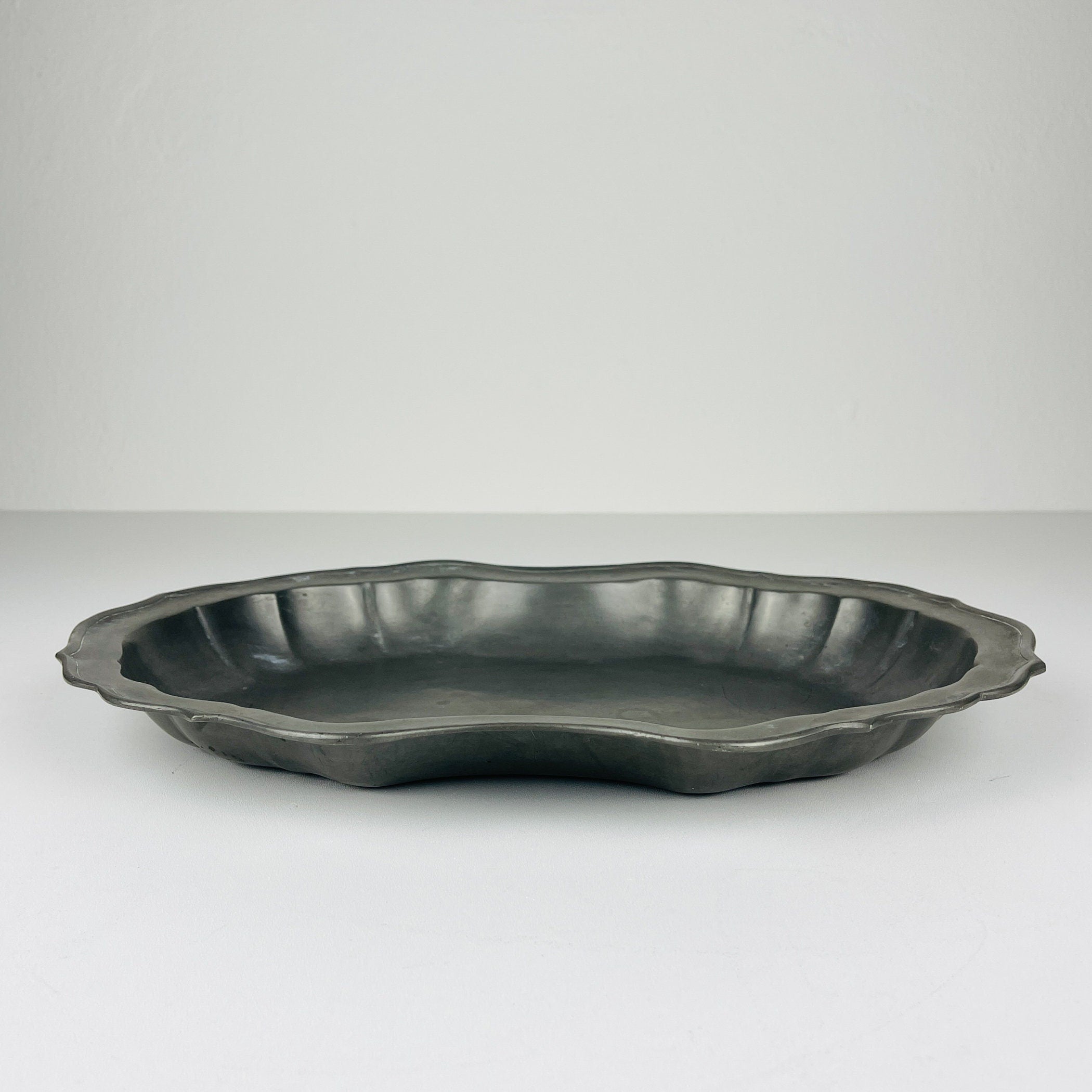 Antique pewter tray or fruit bowl, Italy, 1900s