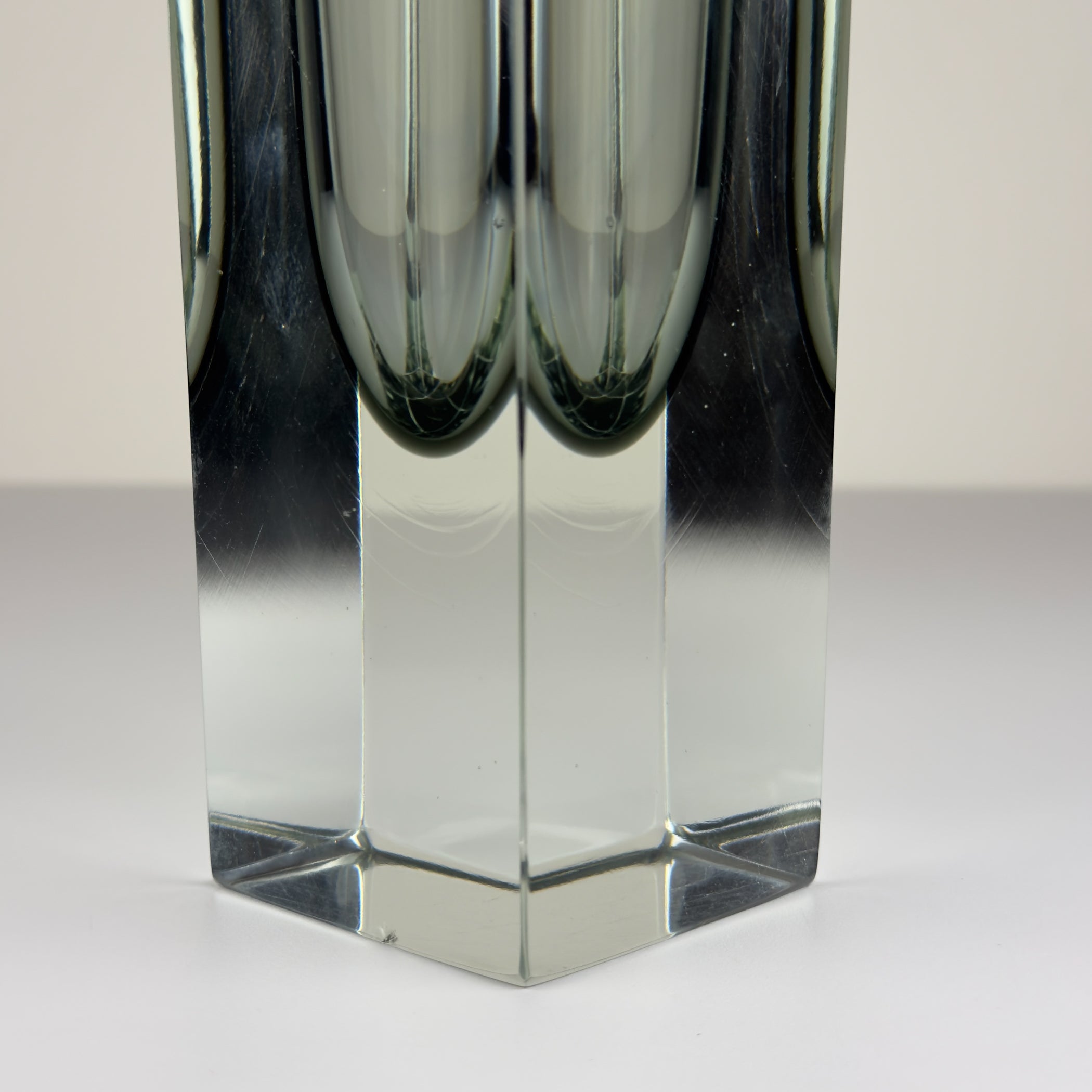 Sommerso gray Murano glass vase, style Flavio Poli, Italy 1970s