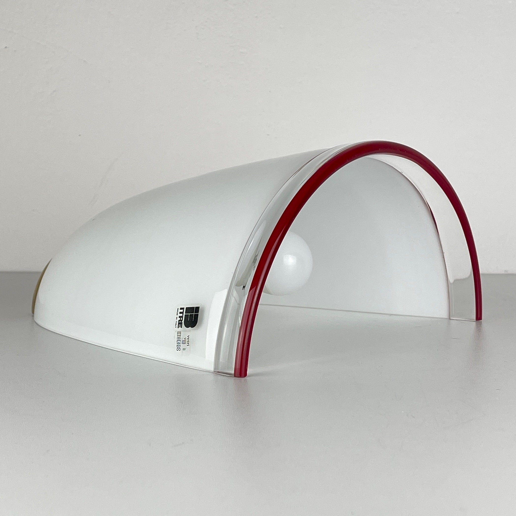 Vintage white and red murano wall lamp by ITRE, Italy 1980s MCM murano sconce