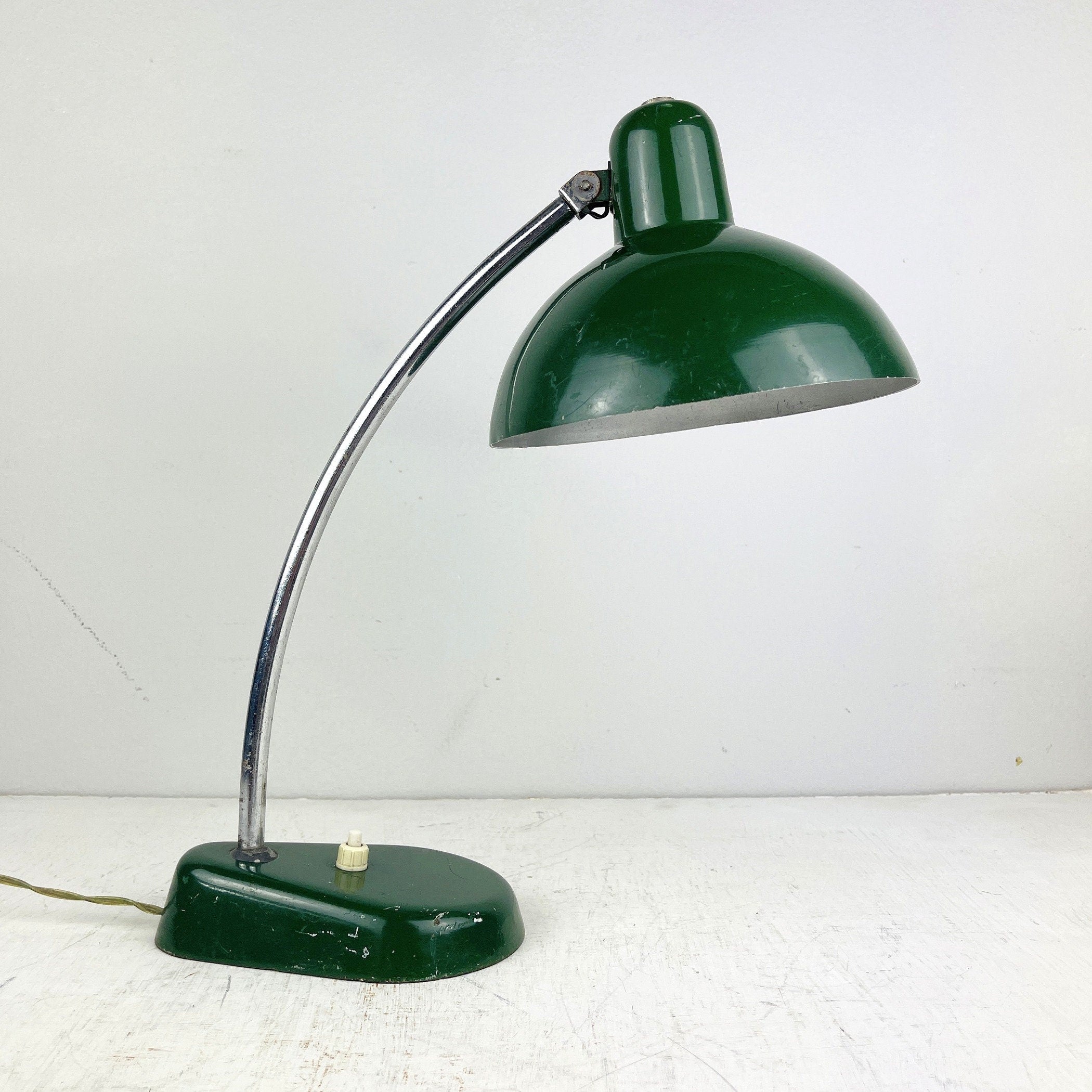 Mid-Century Green Metal Desk Lamp: A.R. TORINO Italy 1950s