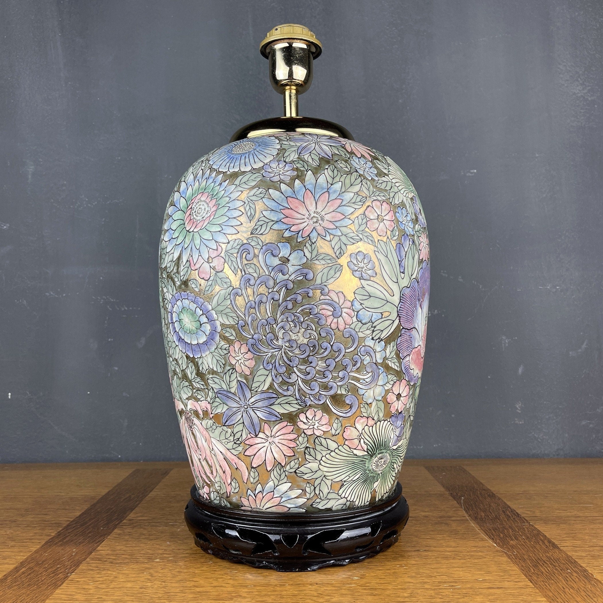 Vintage ceramic table lamp Flower Italy 1970s