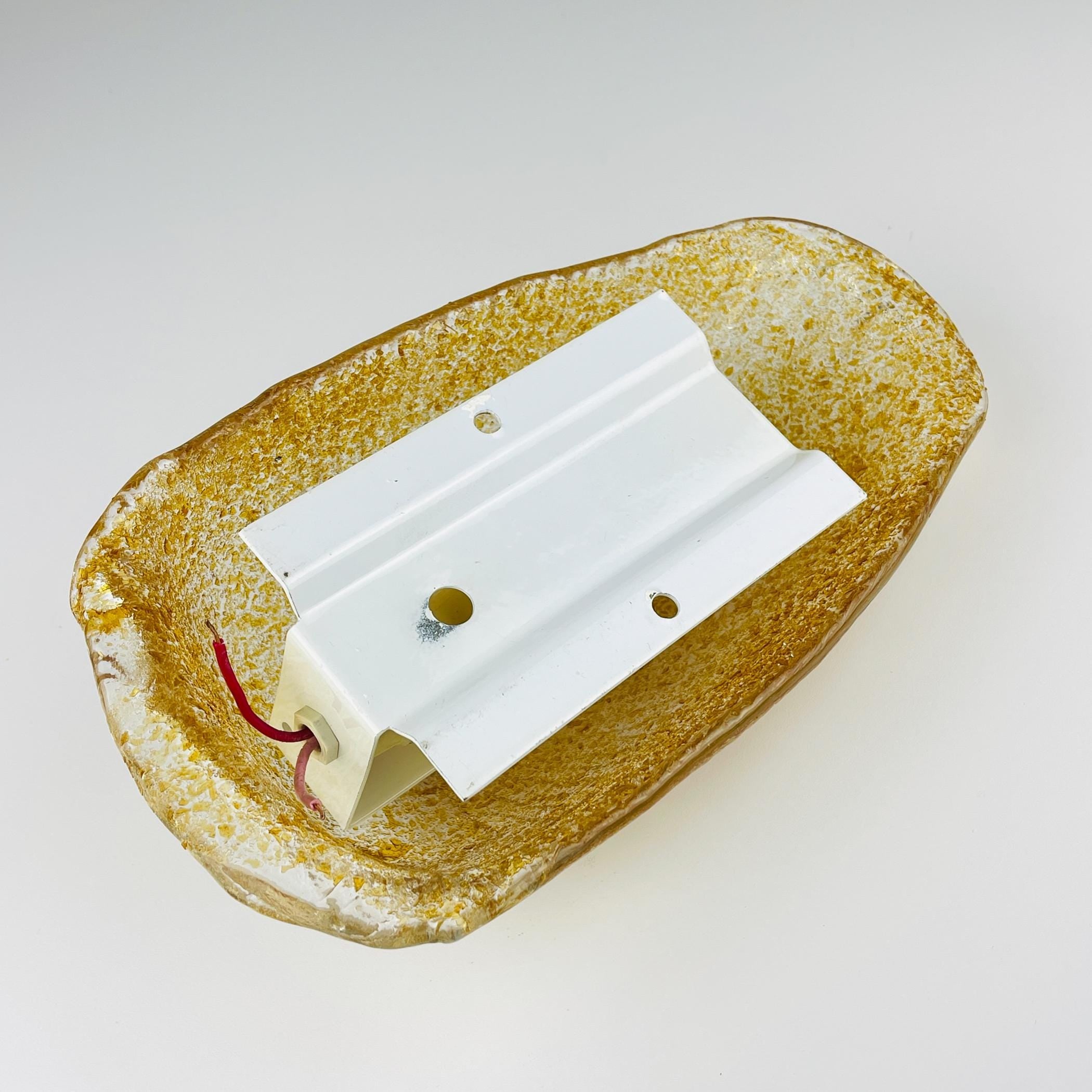 Vintage murano wall lamp, Italy, 1970s
