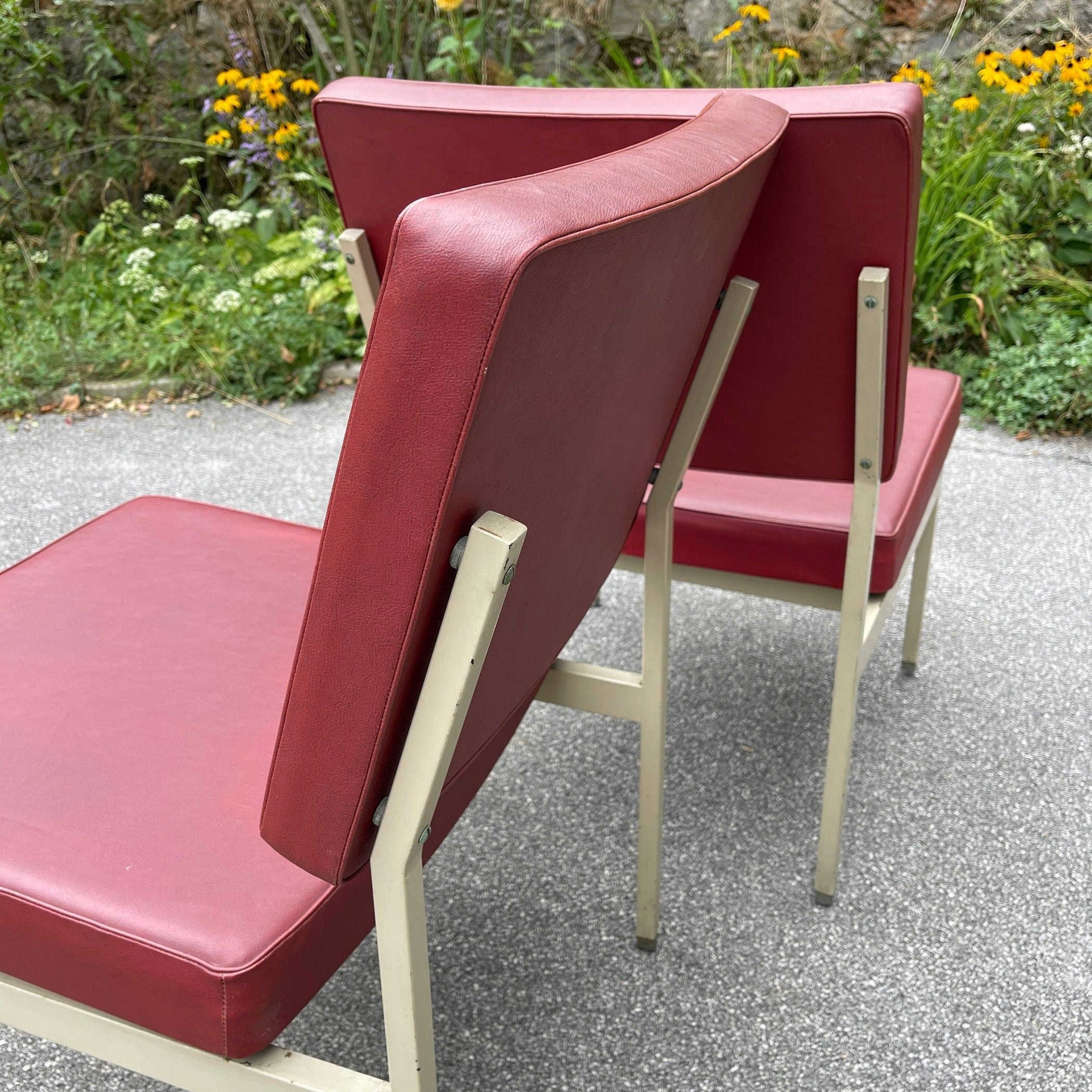 Vintage Anonima Castelli Lounge Chairs & Coffee Table: Italian Mid-Century Modern Set