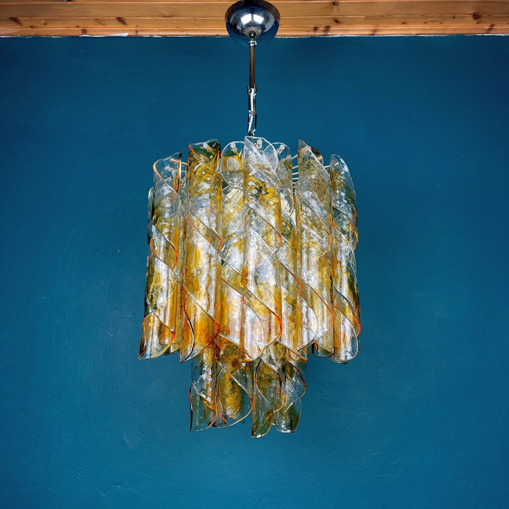 AV Mazzega 'Torciglioni' Vintage Murano Glass Chandelier - 1970s Mid-century Italian Lighting Masterpiece