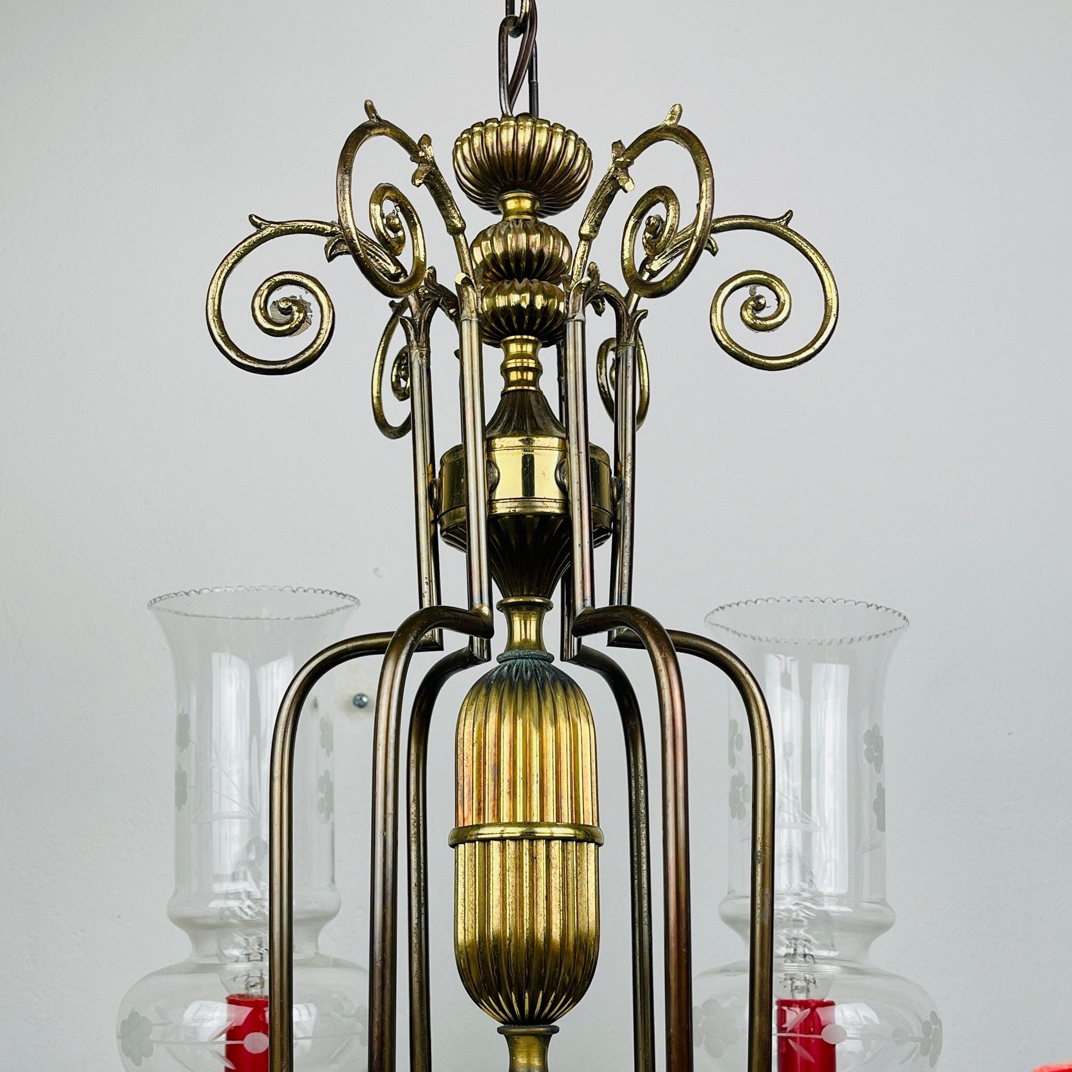 Vintage porcelain and brass chandelier Italy 1930s