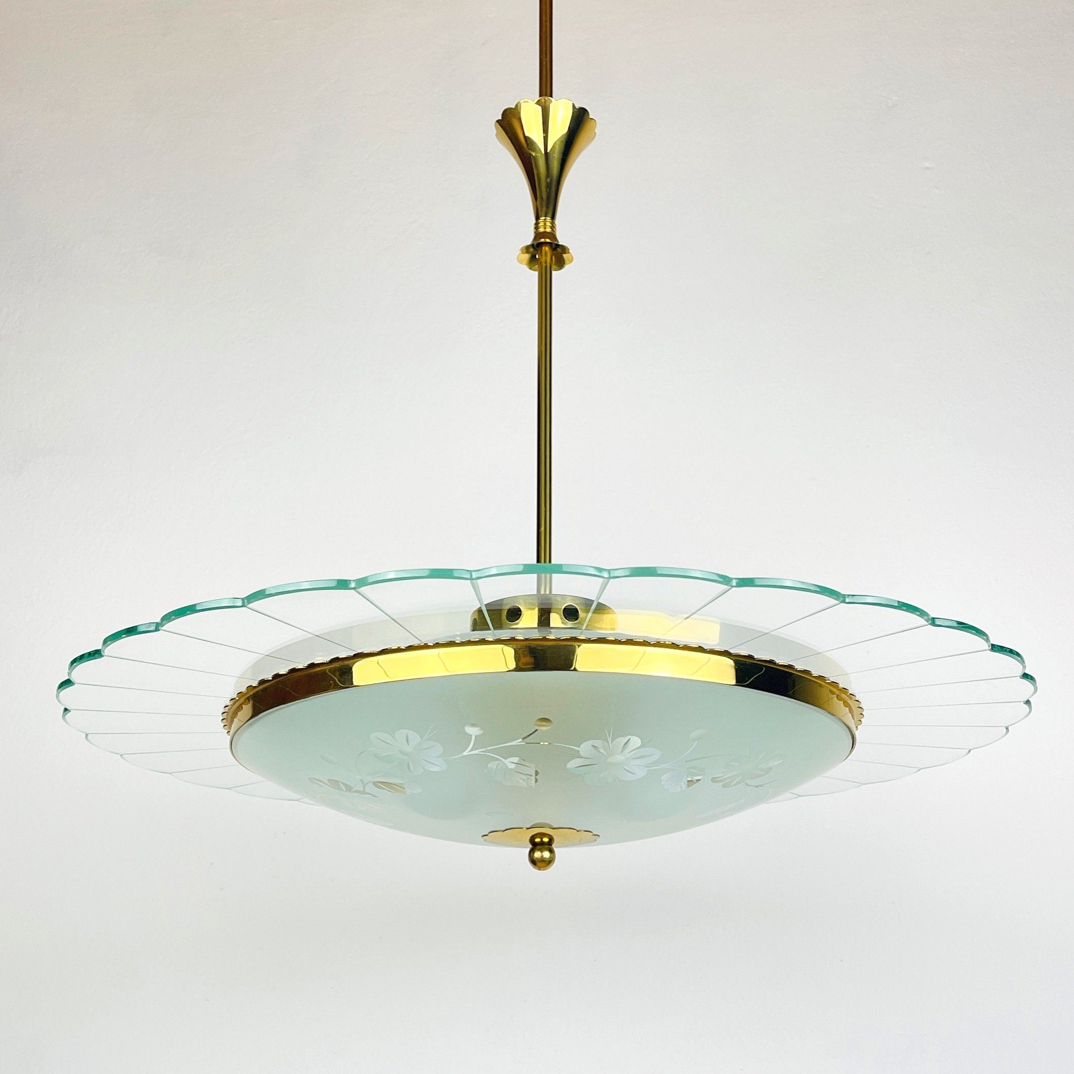 Vintage Fontana Arte Disk Chandelier by Pietro Chiesa, 1940s Italian Lighting