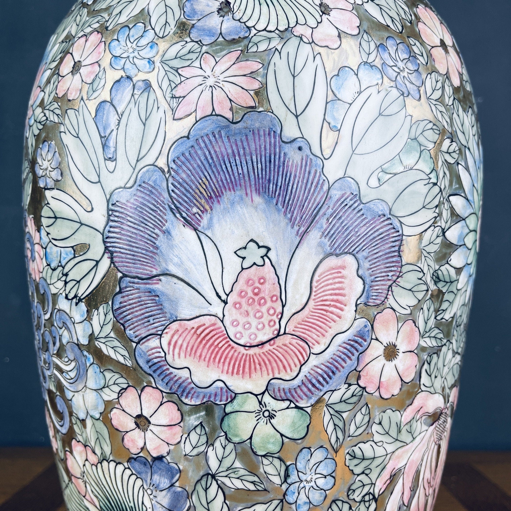 Vintage ceramic table lamp Flower Italy 1970s