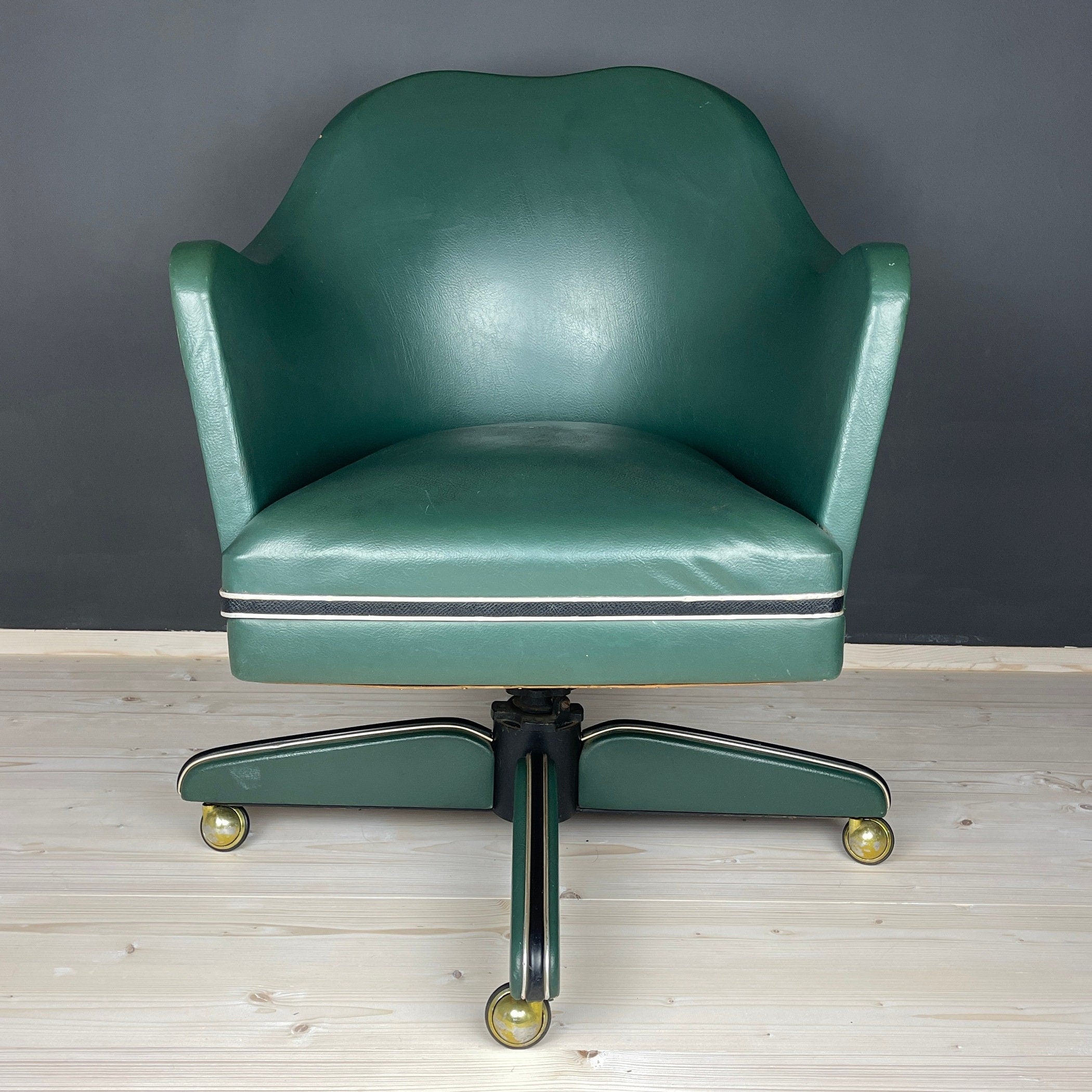 Mid-century swivel green office chair by Umberto Mascagni Italy 1950s Modernist Italian Loft Office