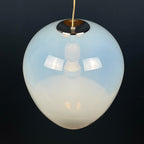 Murano pendant lamp Egg by Leucos, Italy 1960s Mid-century italian modern lighting