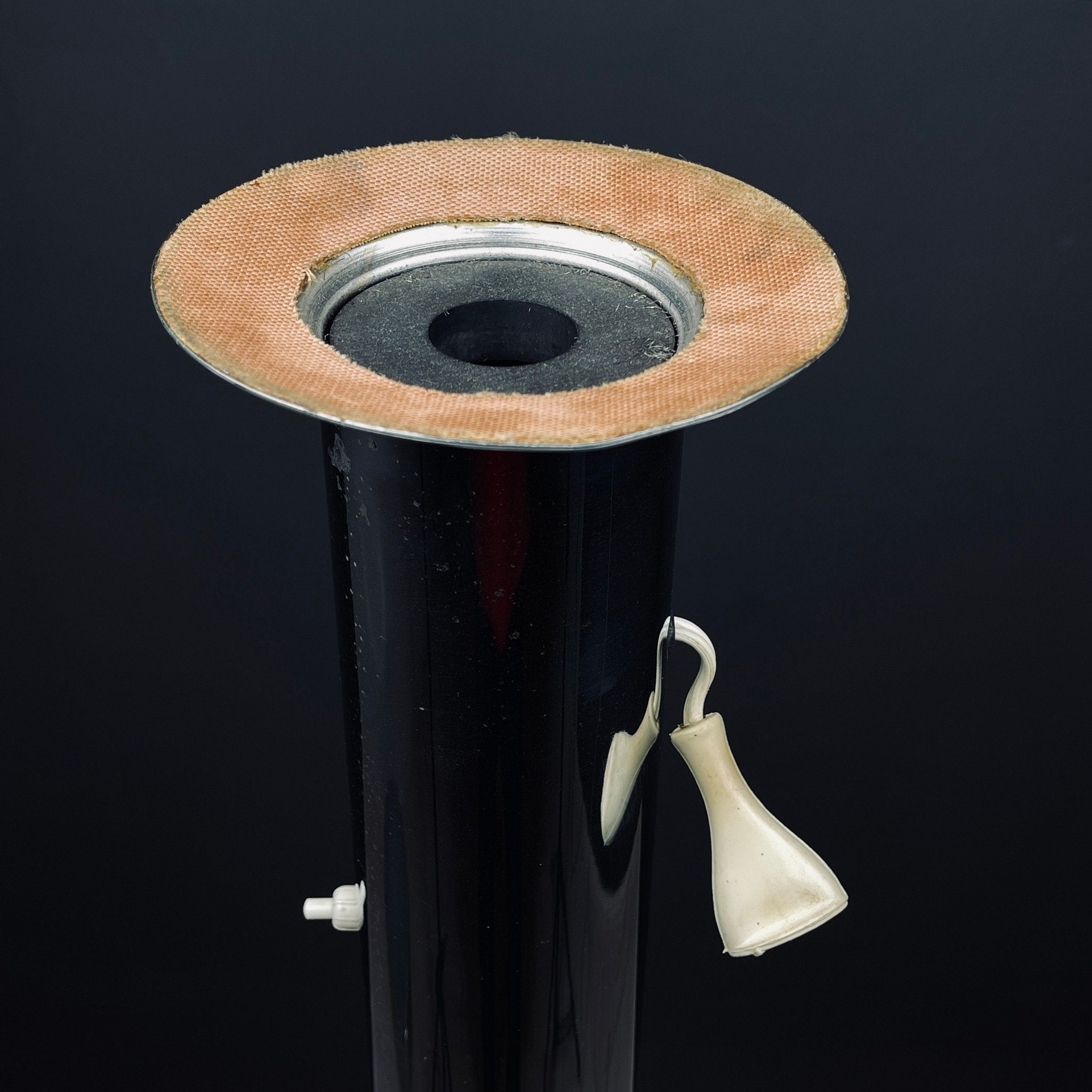 Metal floor lamp with magnet by Goffredo Reggiani Italy 1960s