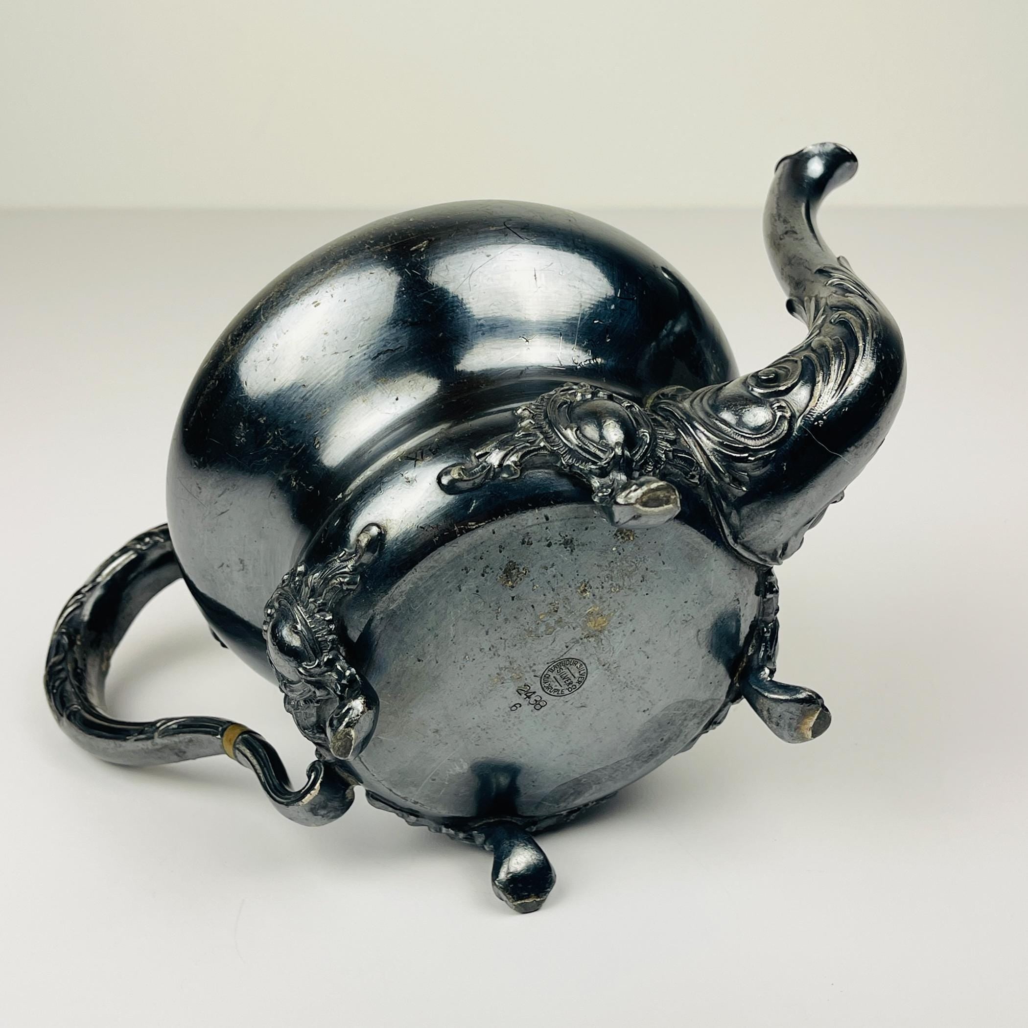Antique silver plated teapot by Barbour Silver Company, USA, end of the 19th century