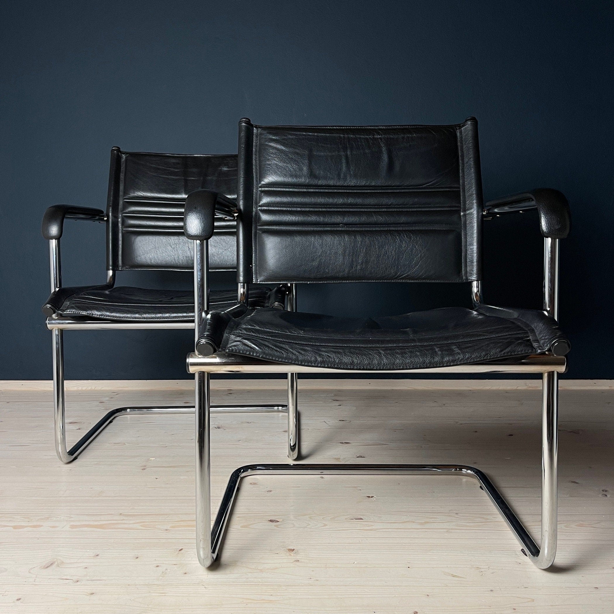 Mid-Century Bauhaus Cantilever Chair Set: Stol Kamnik, Mart Stam Design