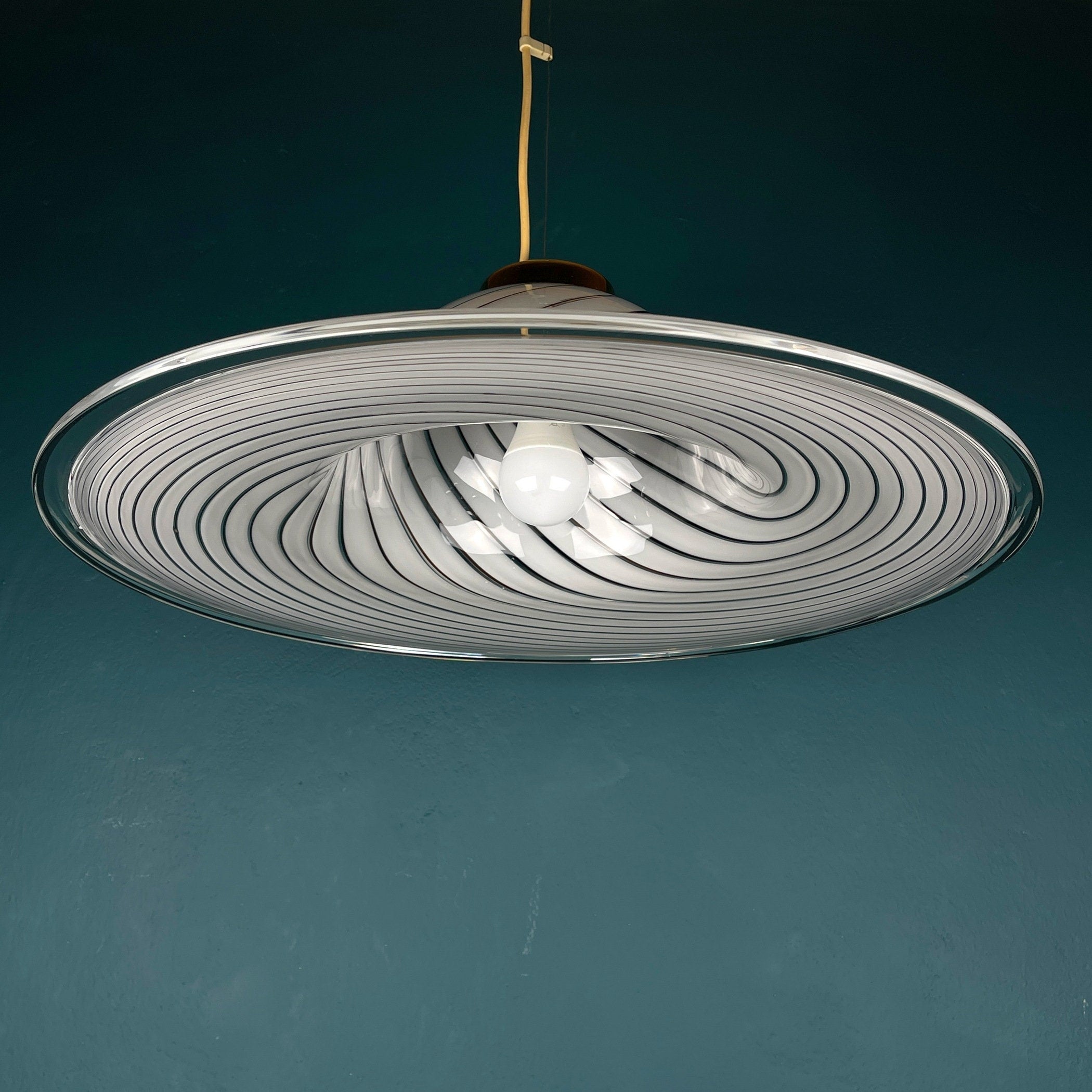 Classic swirl Murano glass pendant lamp Italy 1970s White Mid-century Lighting Vintage chandelier