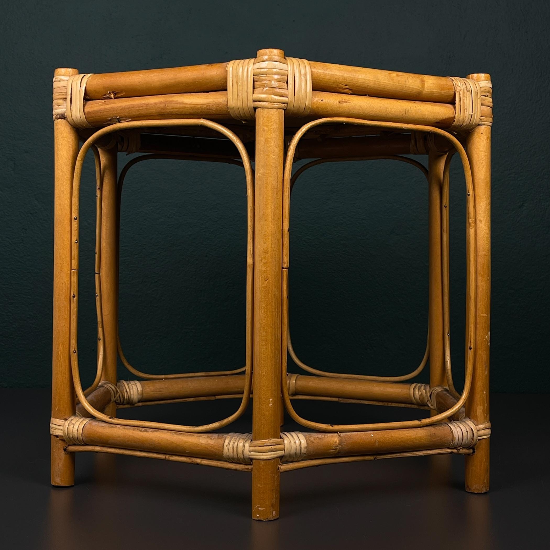 Vintage rattan coffee table, Italy 1960s