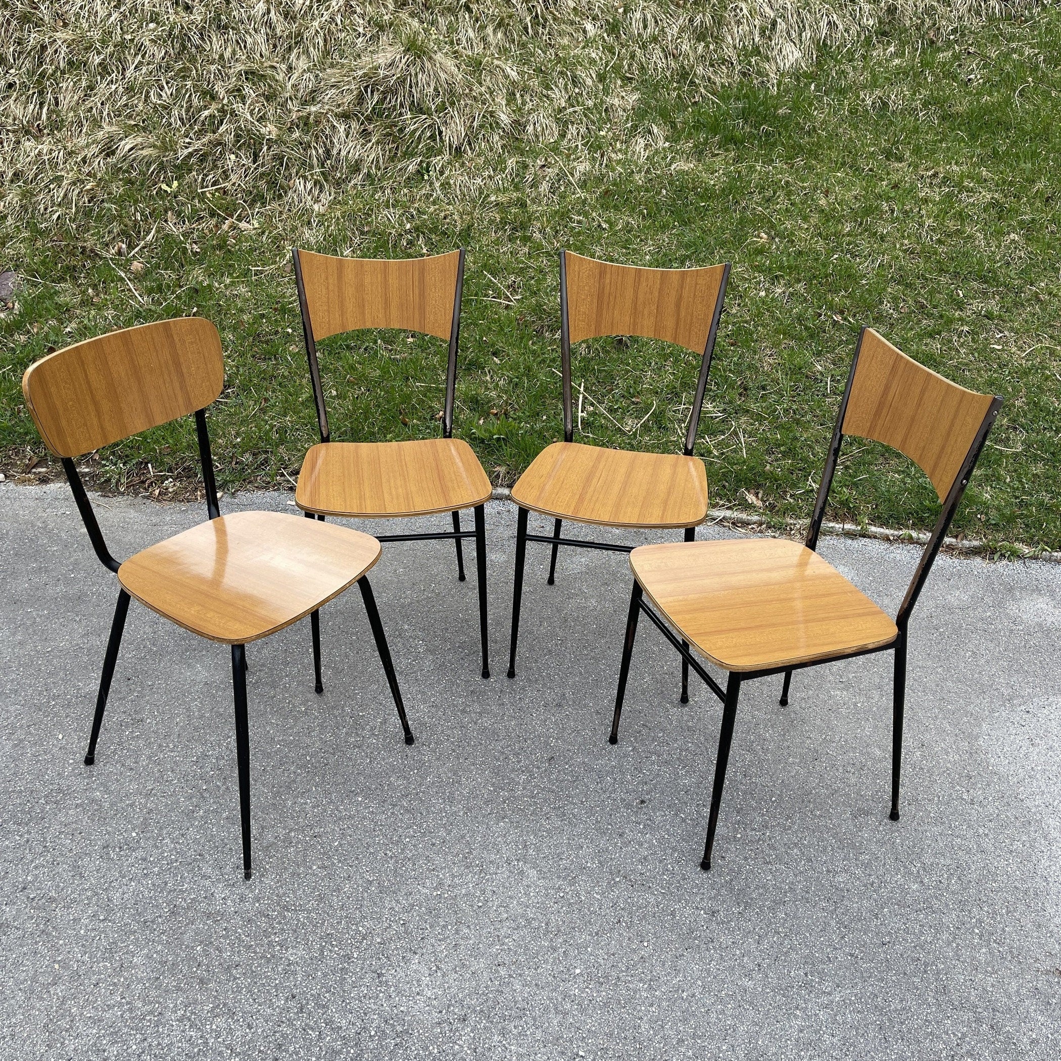 Mid-Century Modern Dining Set: Salvarani Aviator Table & 4 Chairs, Italy 1950s