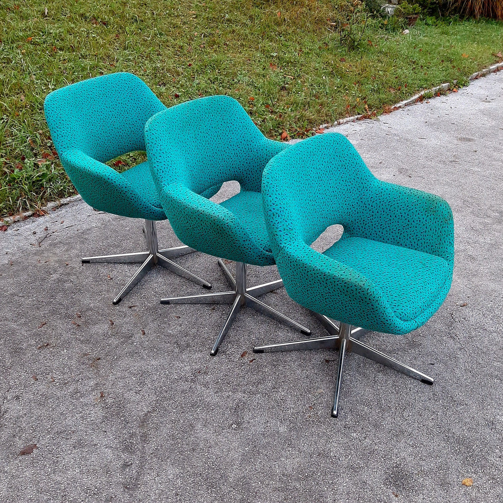 Vintage Mid-Century Modern Swivel Chair: Stol Kamnik, Yugoslavia