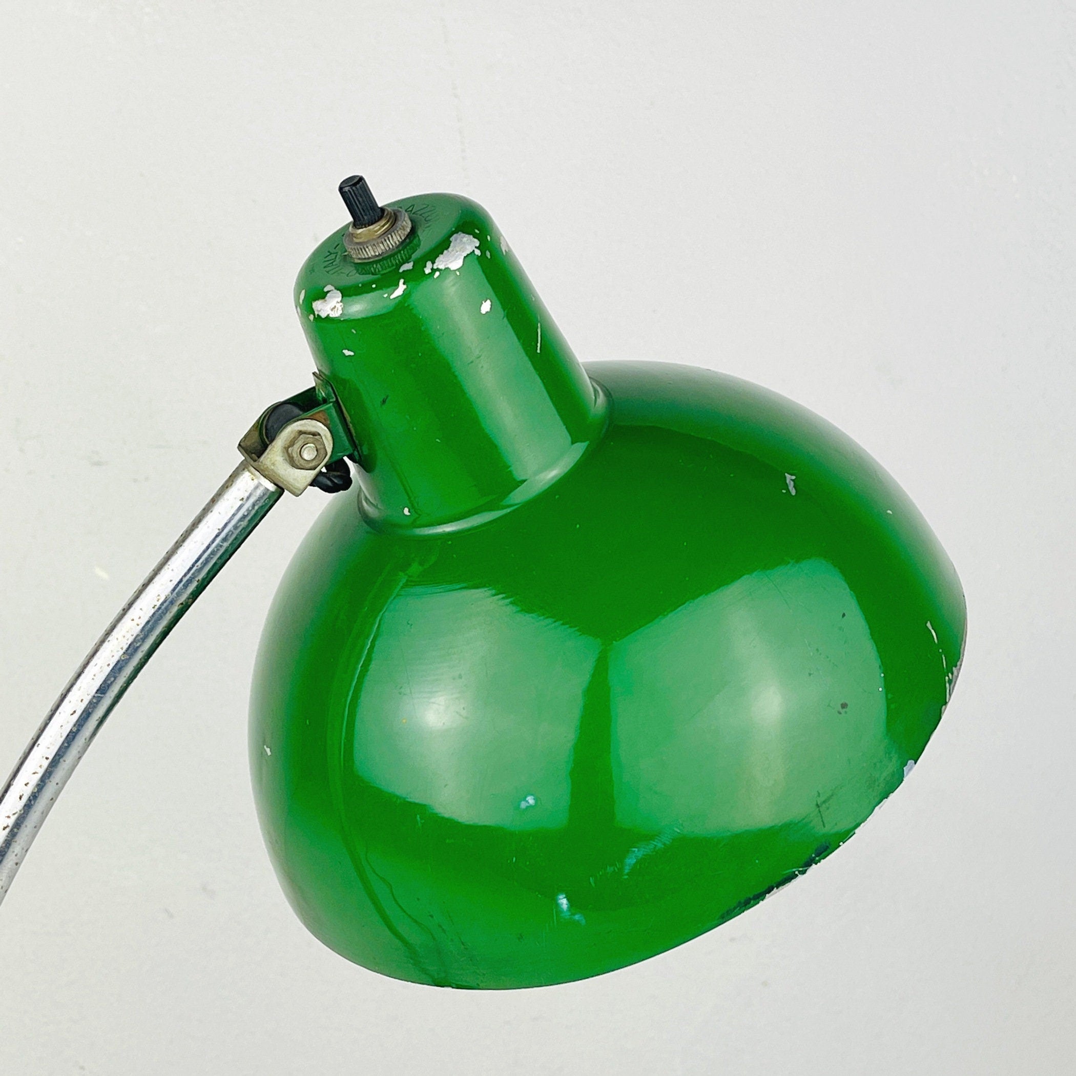 Green Industrial metal desk lamp A.Perazzone TORINO Italy 1960s Mid-century office table lamp