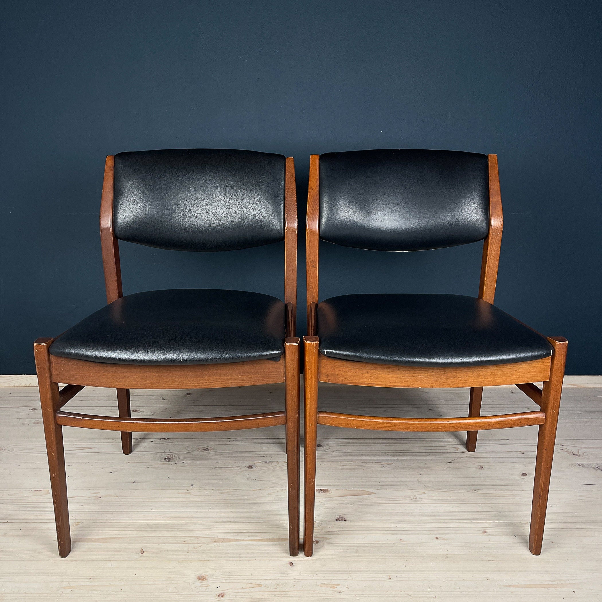 Mid-century dining chairs, Italy 1970s, Set of 2, Vintage home decor