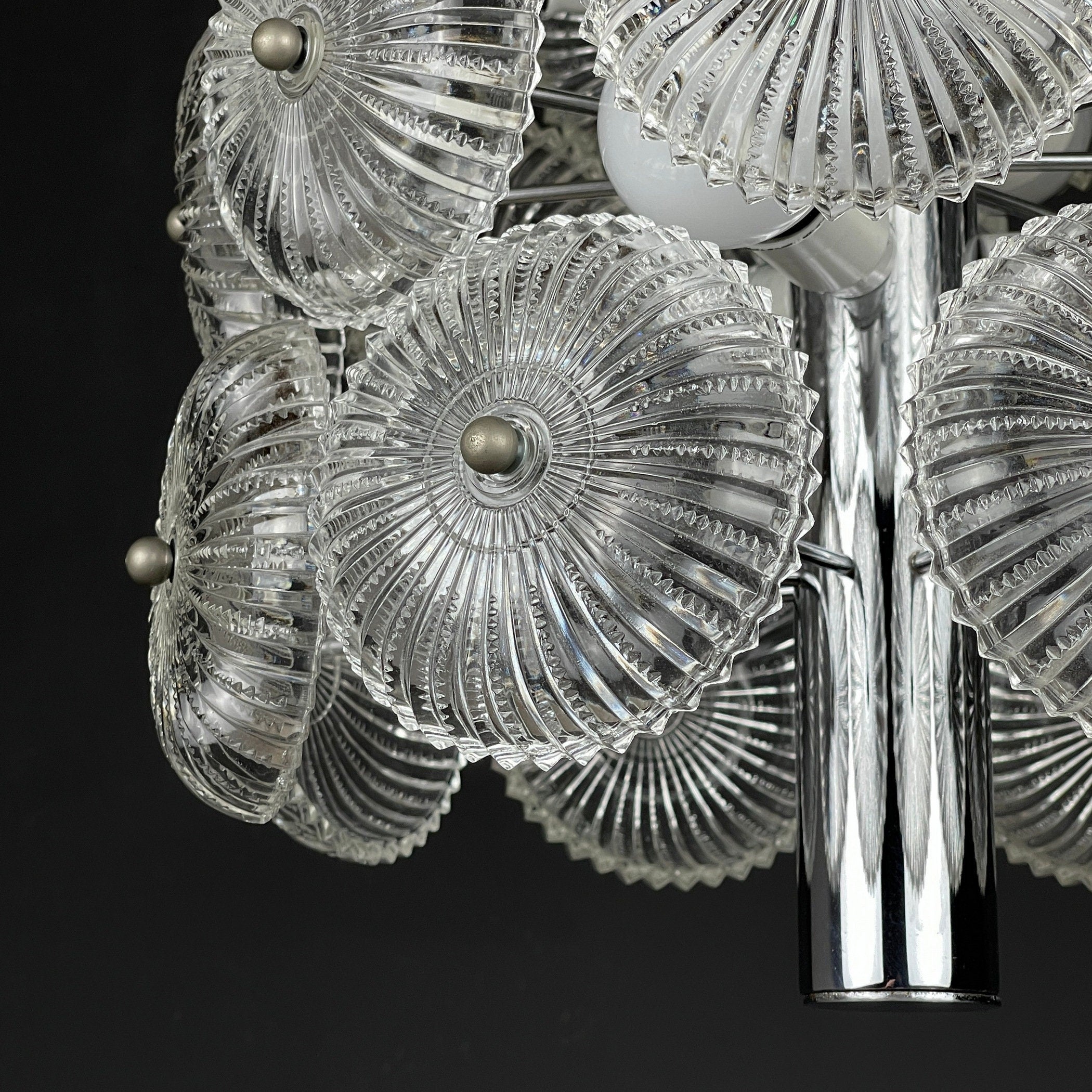 Vintage crystal chandelier Dandelion Italy 1960s mid-century modern italian lighting