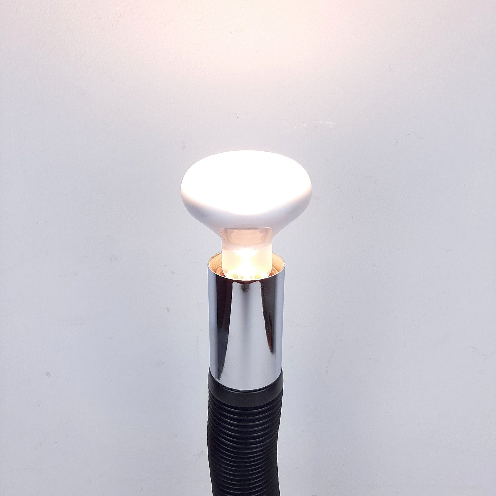 Mid-Century Elbow Desk Lamp: E. Bellini for Targetti Sankey, Italy 1970s