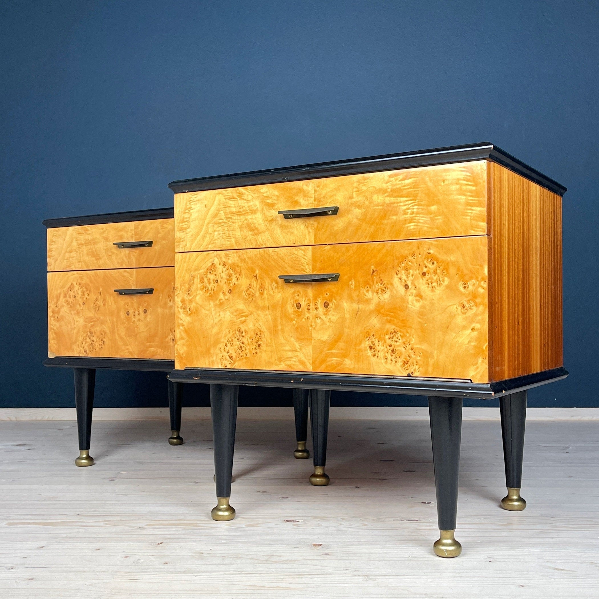 Vintage Birdseye Maple Nightstands: Mid-Century Modern Bedside Tables