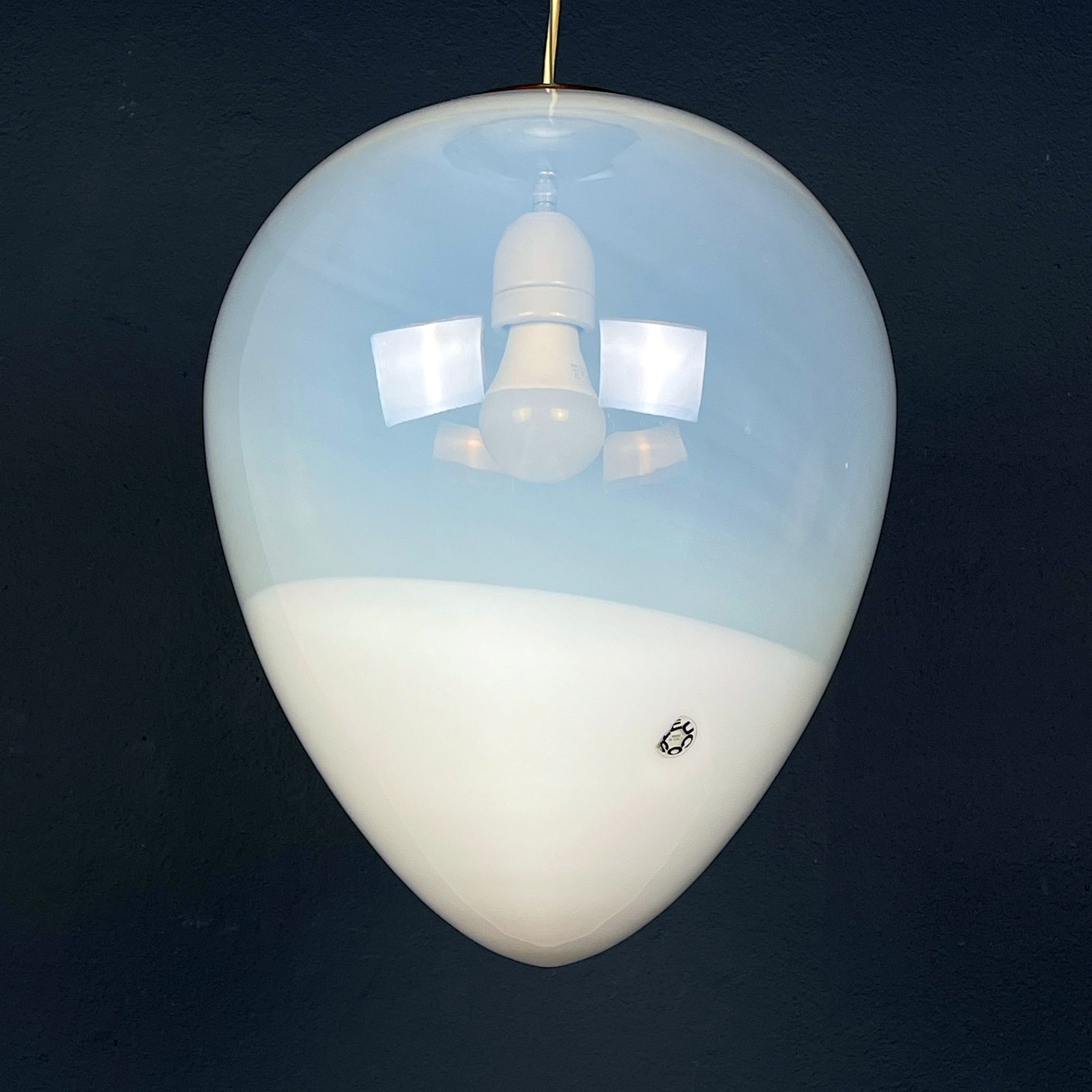 Murano pendant lamp Egg by Leucos, Italy 1960s. Mid-century italian modern lighting