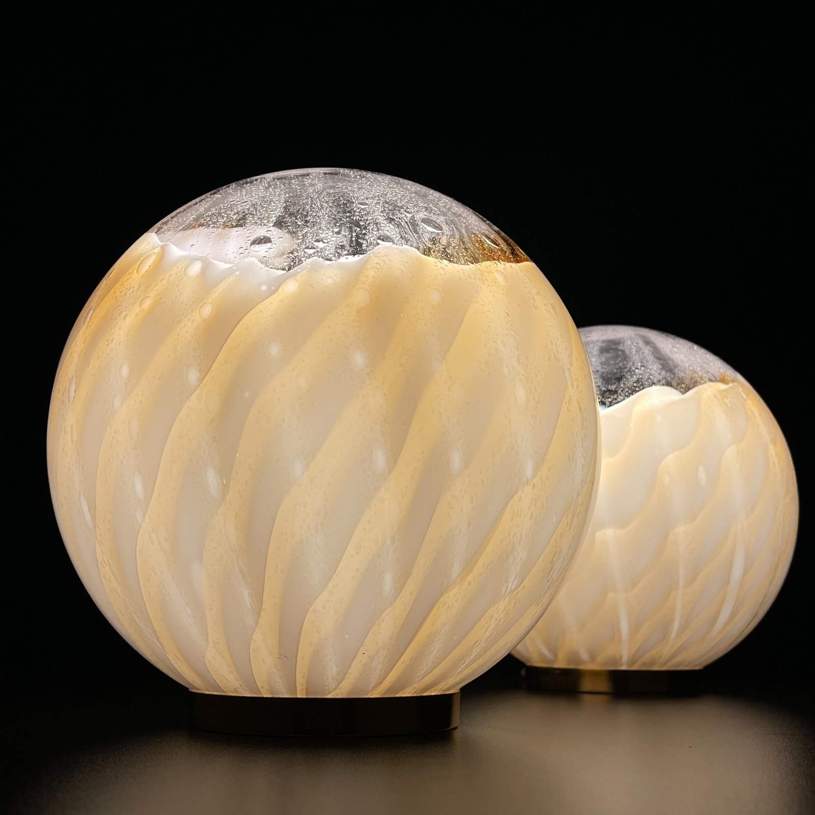 Mid-century Murano ball table lamp by VeArt, Italy 1970s, Set of 2