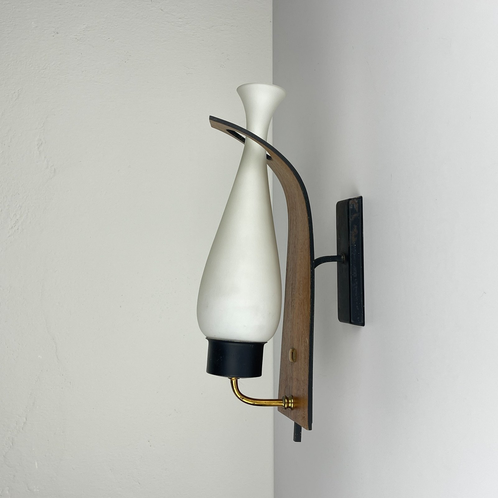 Wall lamp by Stilnovo, Italy 1950s