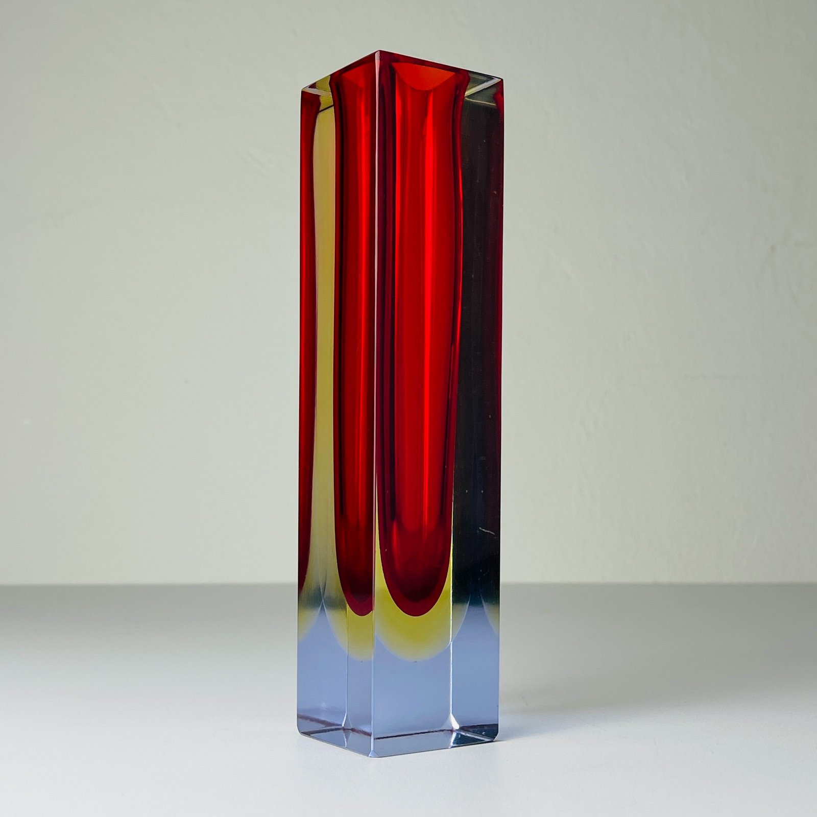 Sommerso red Murano glass vase, style Flavio Poli, Italy 1970s