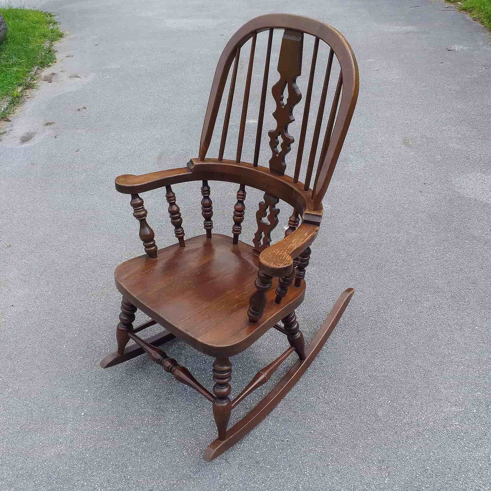 Wooden rocking chair