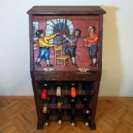 Wine cabinet